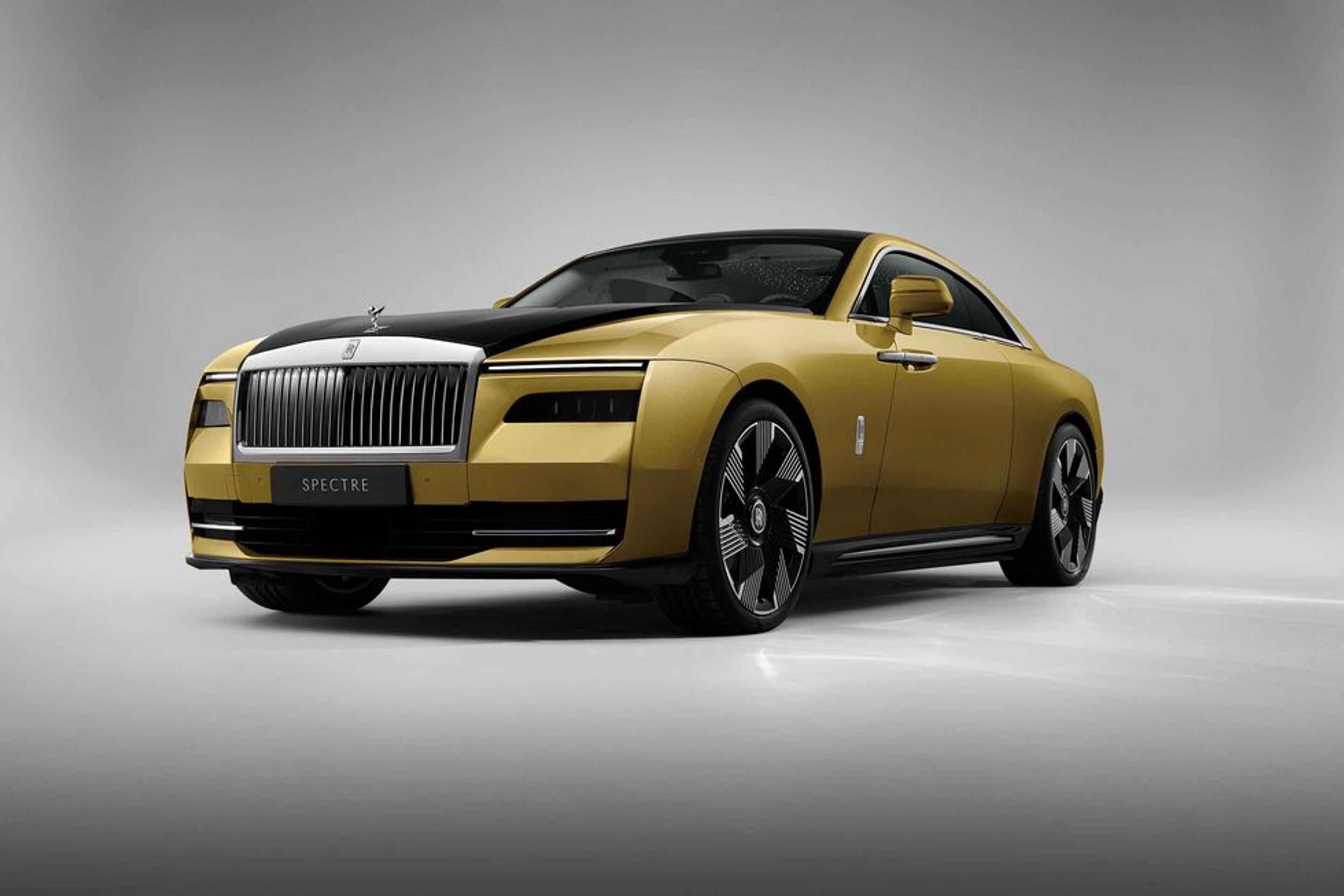Elektrické kupé Rolls-Royce Spectre - Ultraluxusní elektrické kupé Rolls-Royce Spectre (1/15)