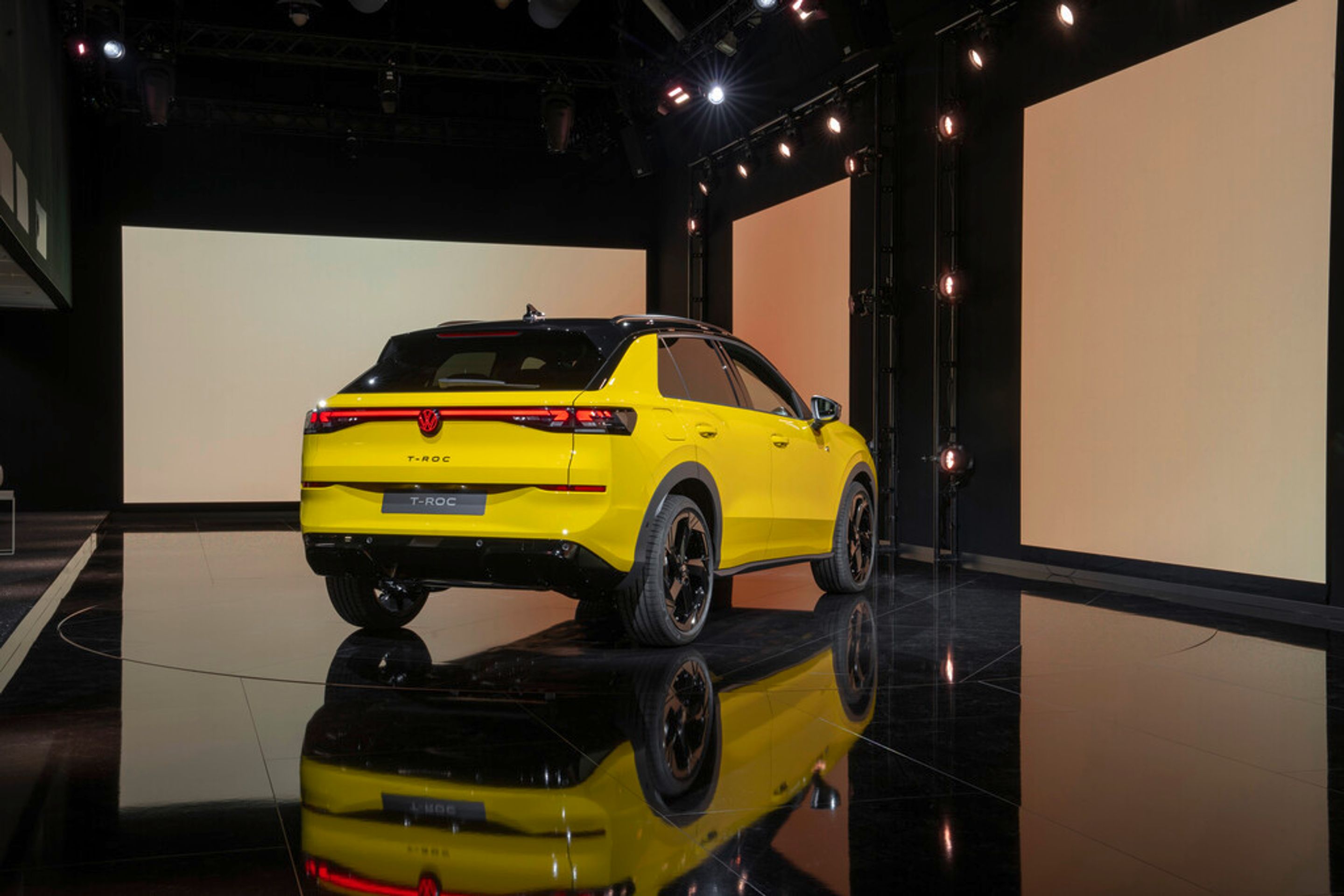 Volkswagen T-Roc - Nová generace VW T-Roc (14/15)