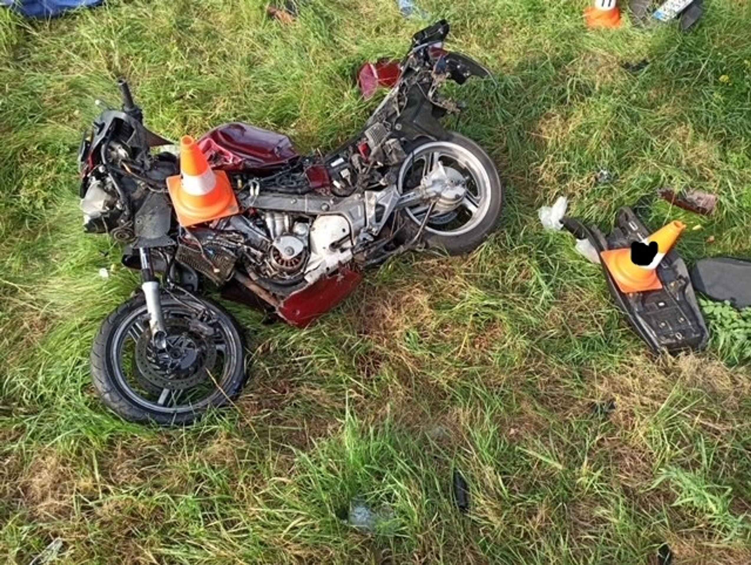 Srážka motorkáře a dodávky u Vodňan (1) - Pondělní nehody (1/4)