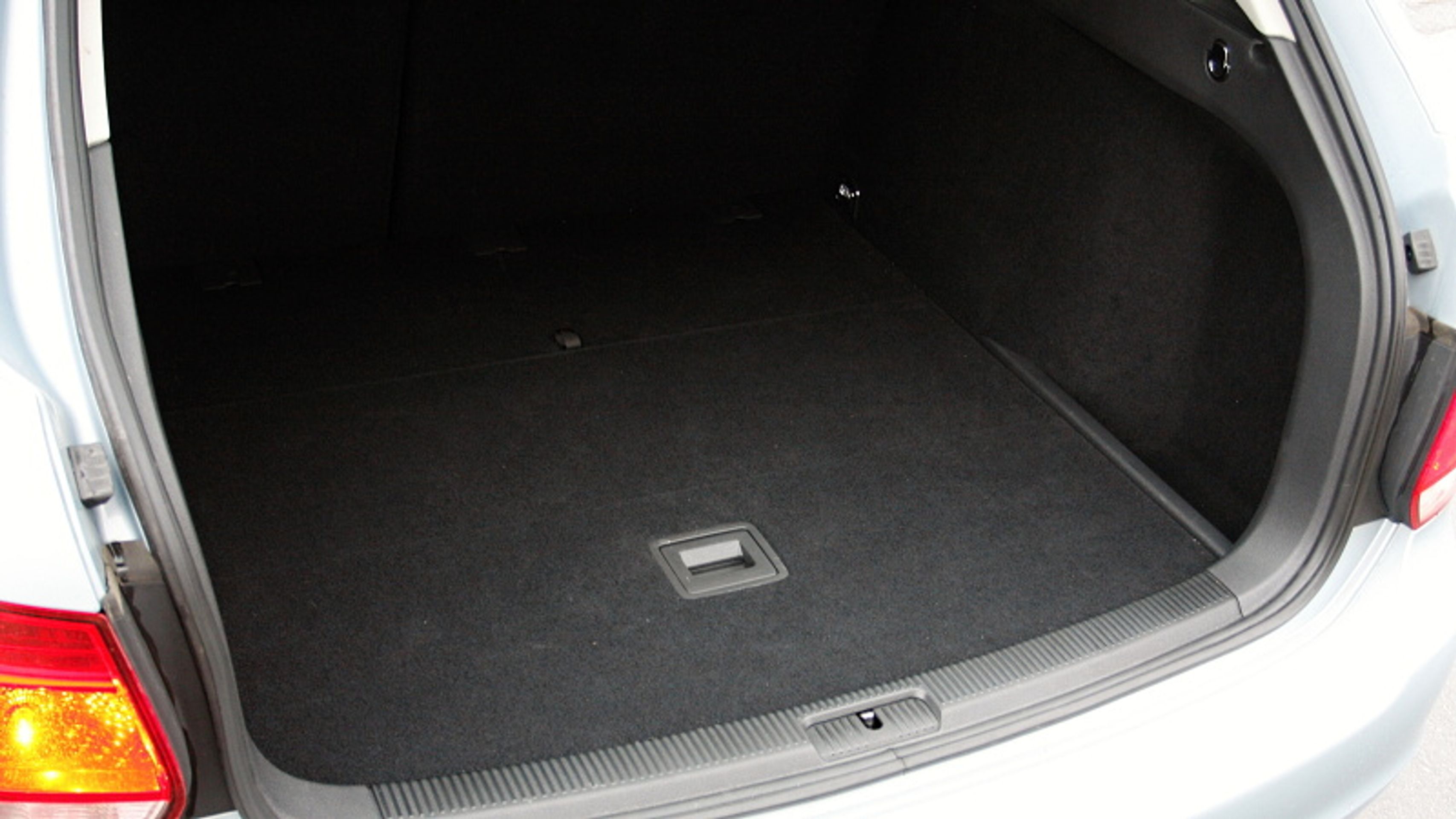 Volkswagen Golf Variant - 3 - GALERIE 3x motor (12/15)