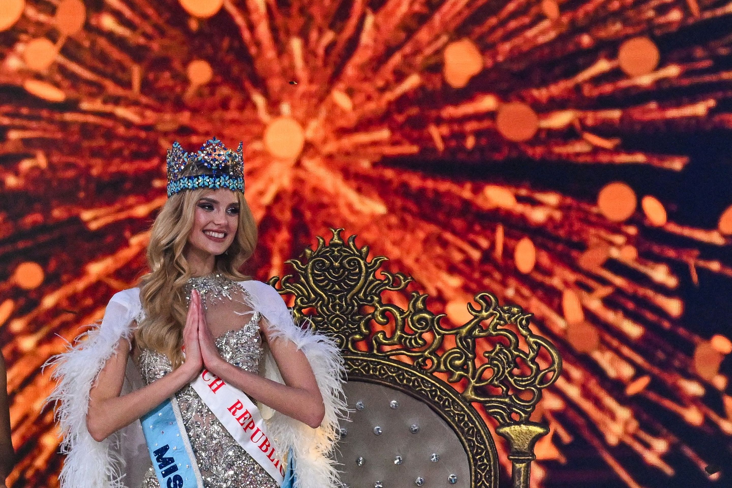 Krystyna Pyszková - Vítězka Miss World 2024 Krystyna Pyszková (3/10)