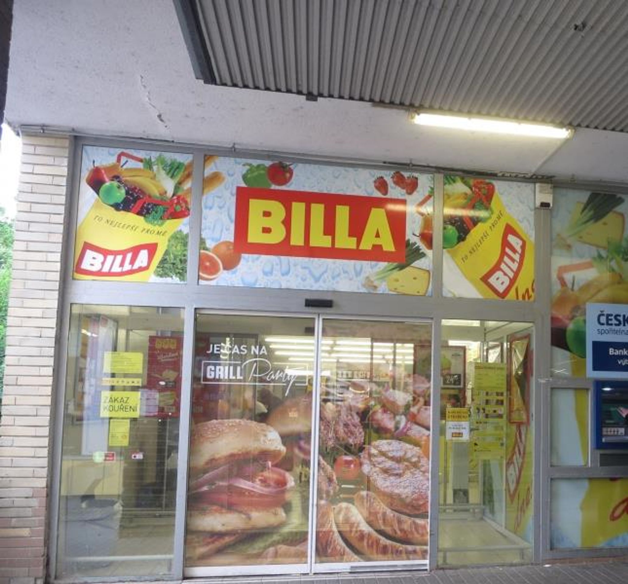 Inspekce uzavřela sklad prodejny v Brně - Inspekce uzavřela sklad prodejny (1/11)