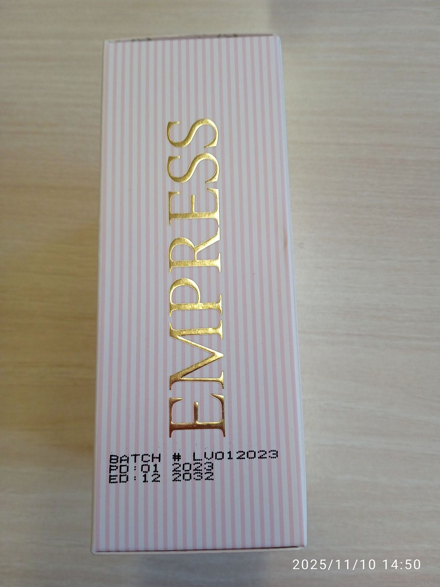 Lotus Valley Empress (1) - Závadná kosmetika (25/38)