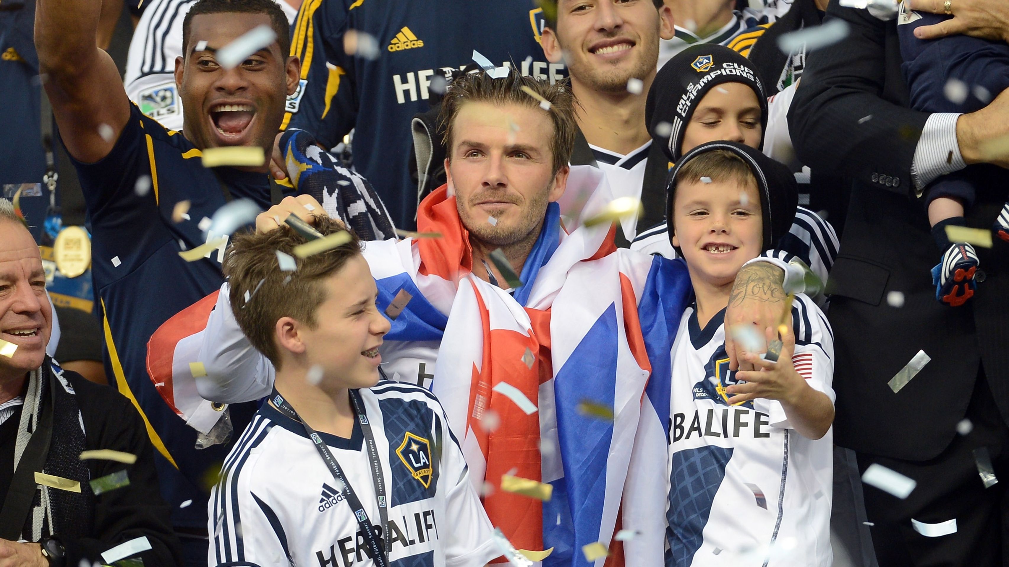 David Beckham, loučení v LA, synové - GALERIE: Beckhamovi synové (5/6)