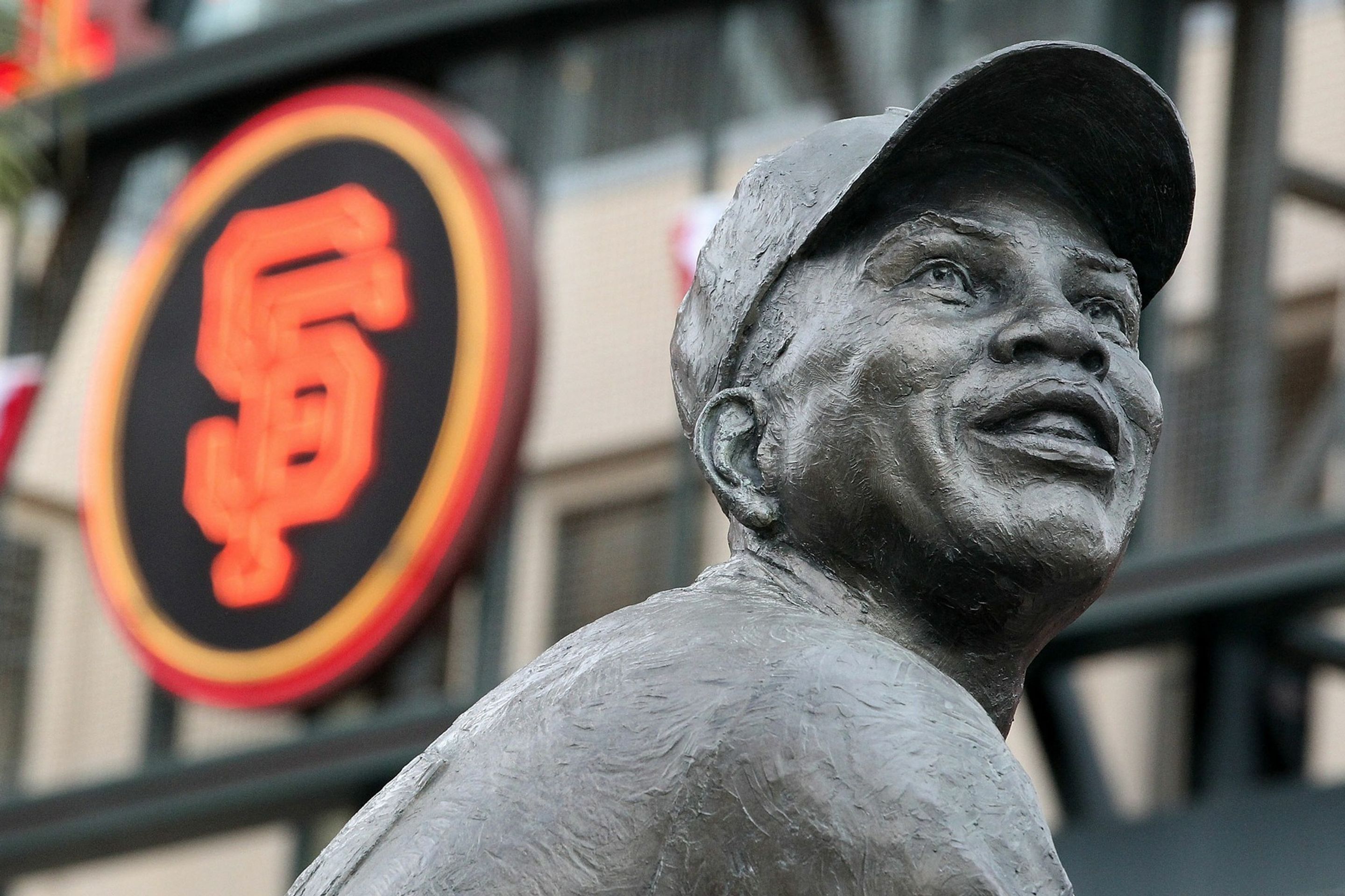 Socha Willie Mayse na Willie Mays náměstí v San Franciscu - Willie Mays (1/4)