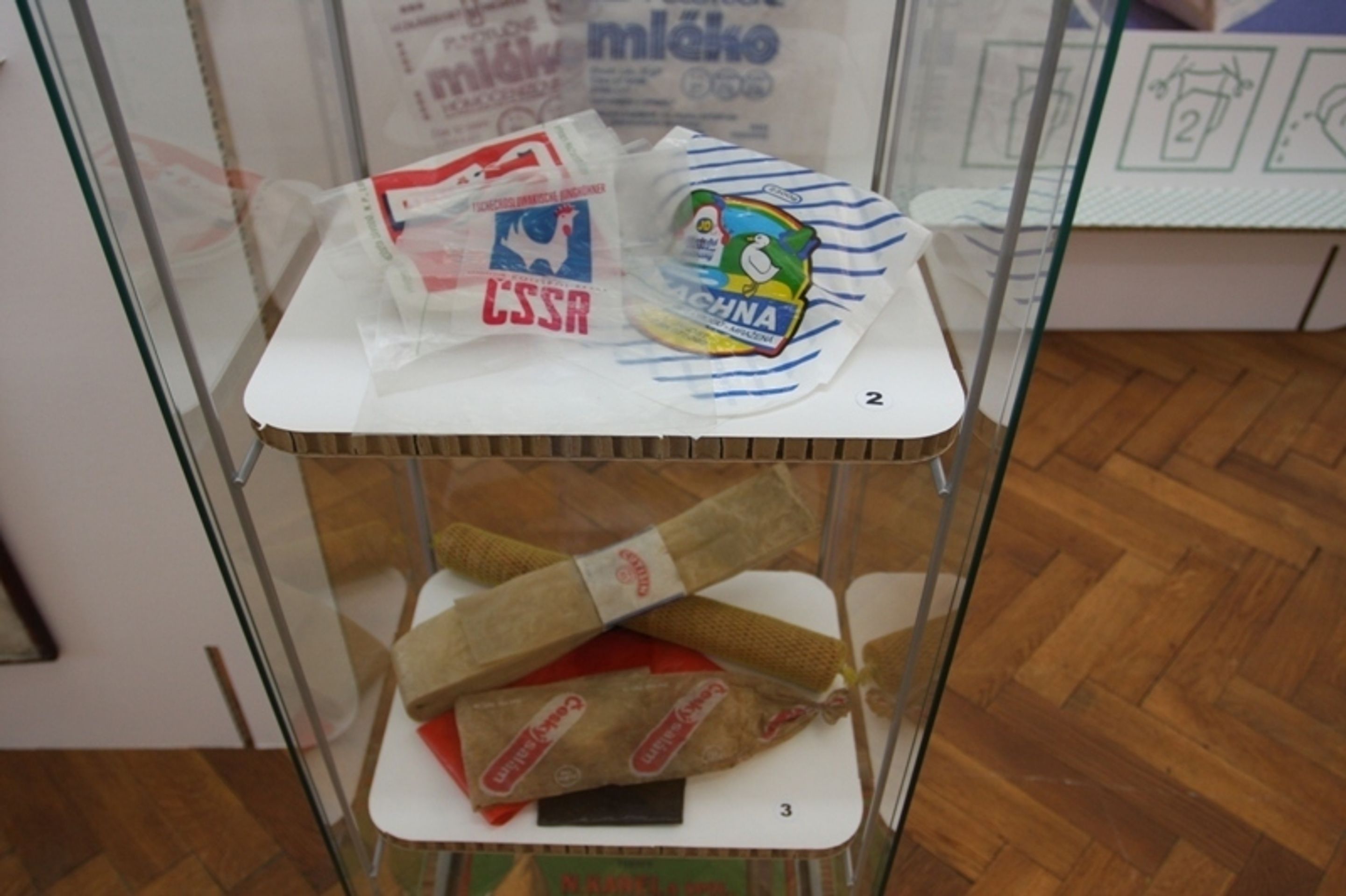 Maso a konzervy - 1 - GALERIE: Potraviny ze 70. a 80. let (10/28)
