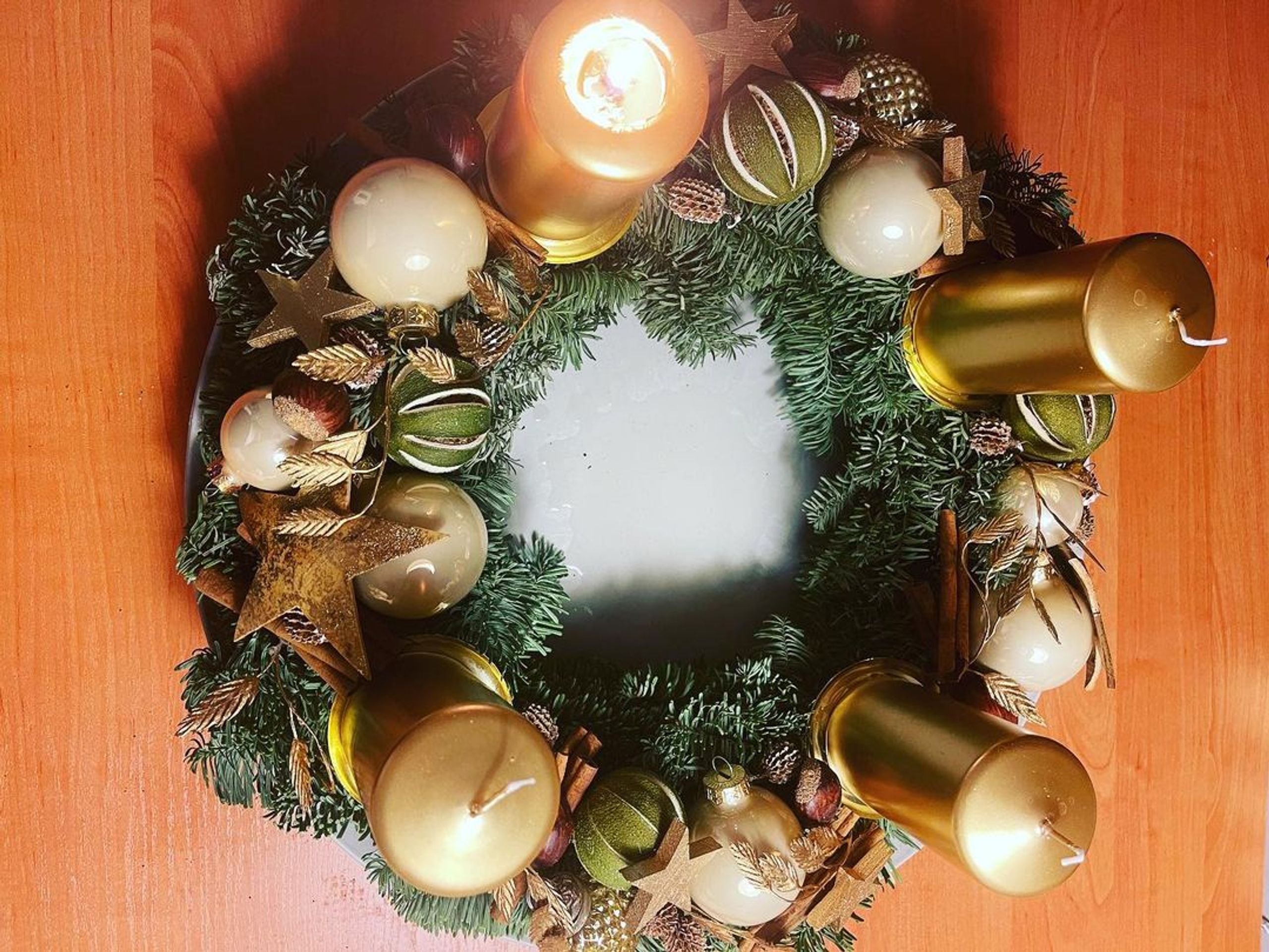 Adventní věnec Kateřiny Brožové - Celebrity se pochlubily adventní výzdobou (19/23)