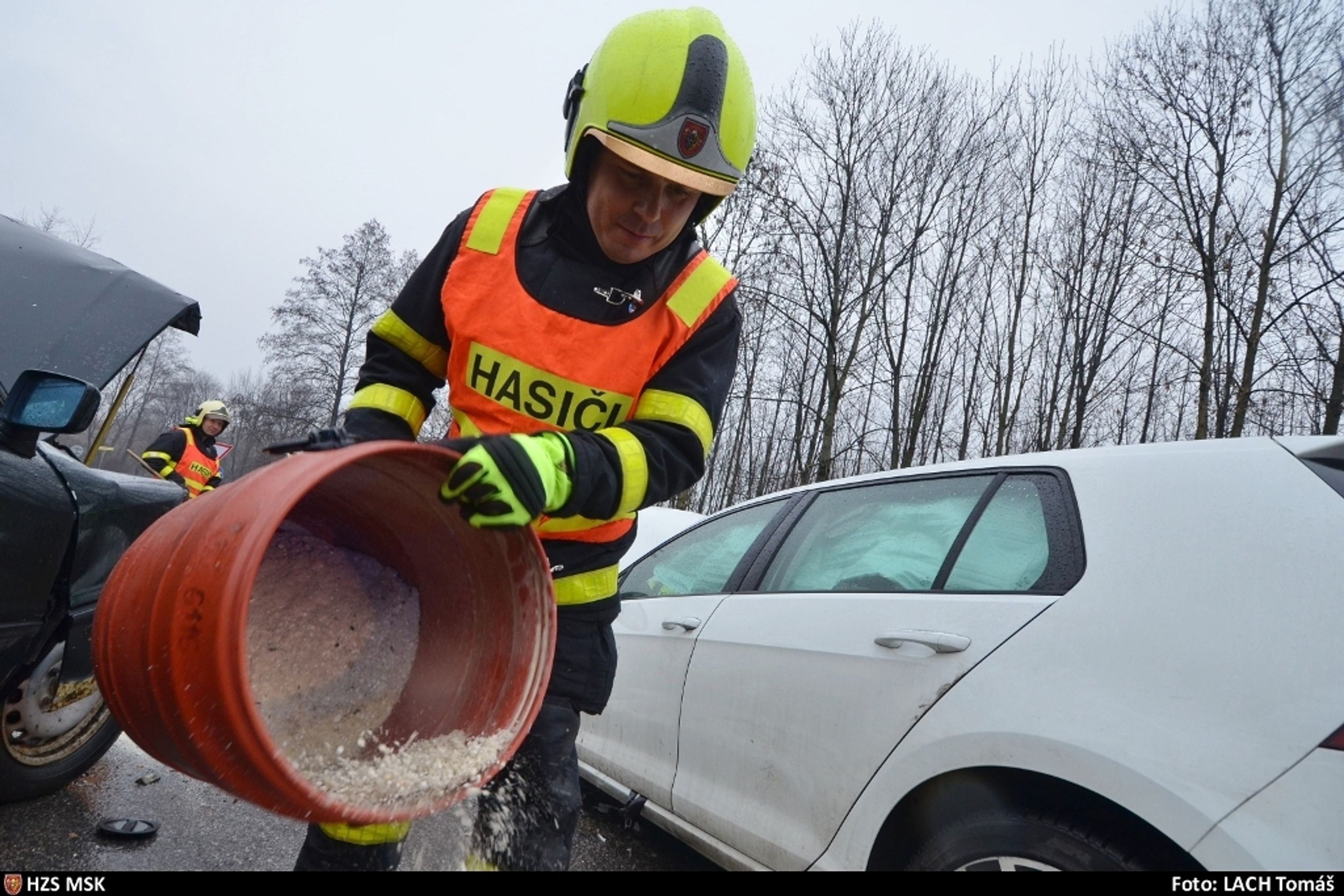 Páteční dopravní nehody v Moravskoslezském kraji - 11 - GALERIE: Páteční dopravní nehody v Moravskoslezském kraji (11/11)