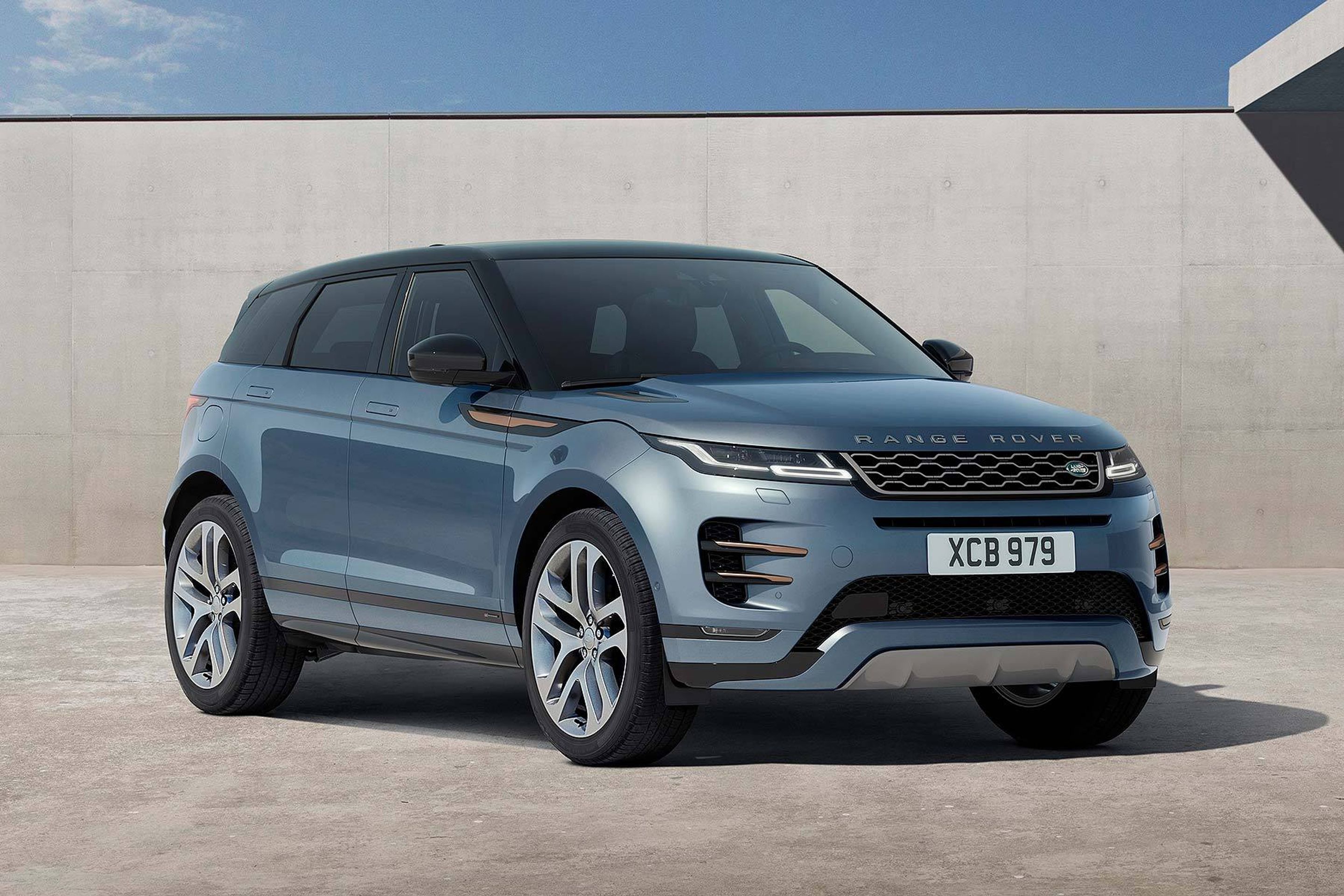Nový Range Rover Evoque - 20 - Fotogalerie: Range Rover Evoque druhé generace (9/16)
