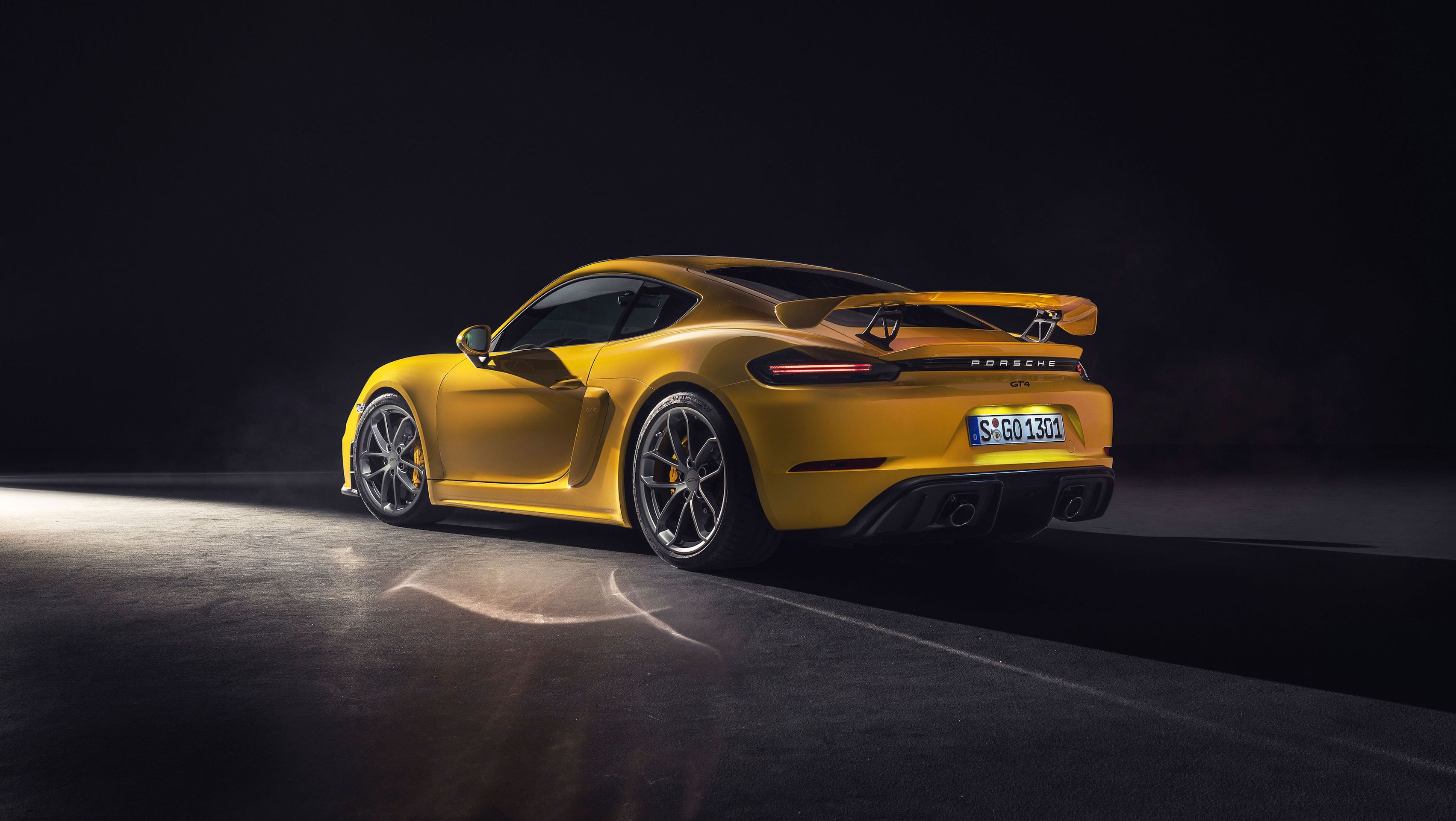 Porsche 718 Cayman GT4 - 21 - Fotogalerie: Ostré kupé Porsche 718 Cayman GT4 (3/12)