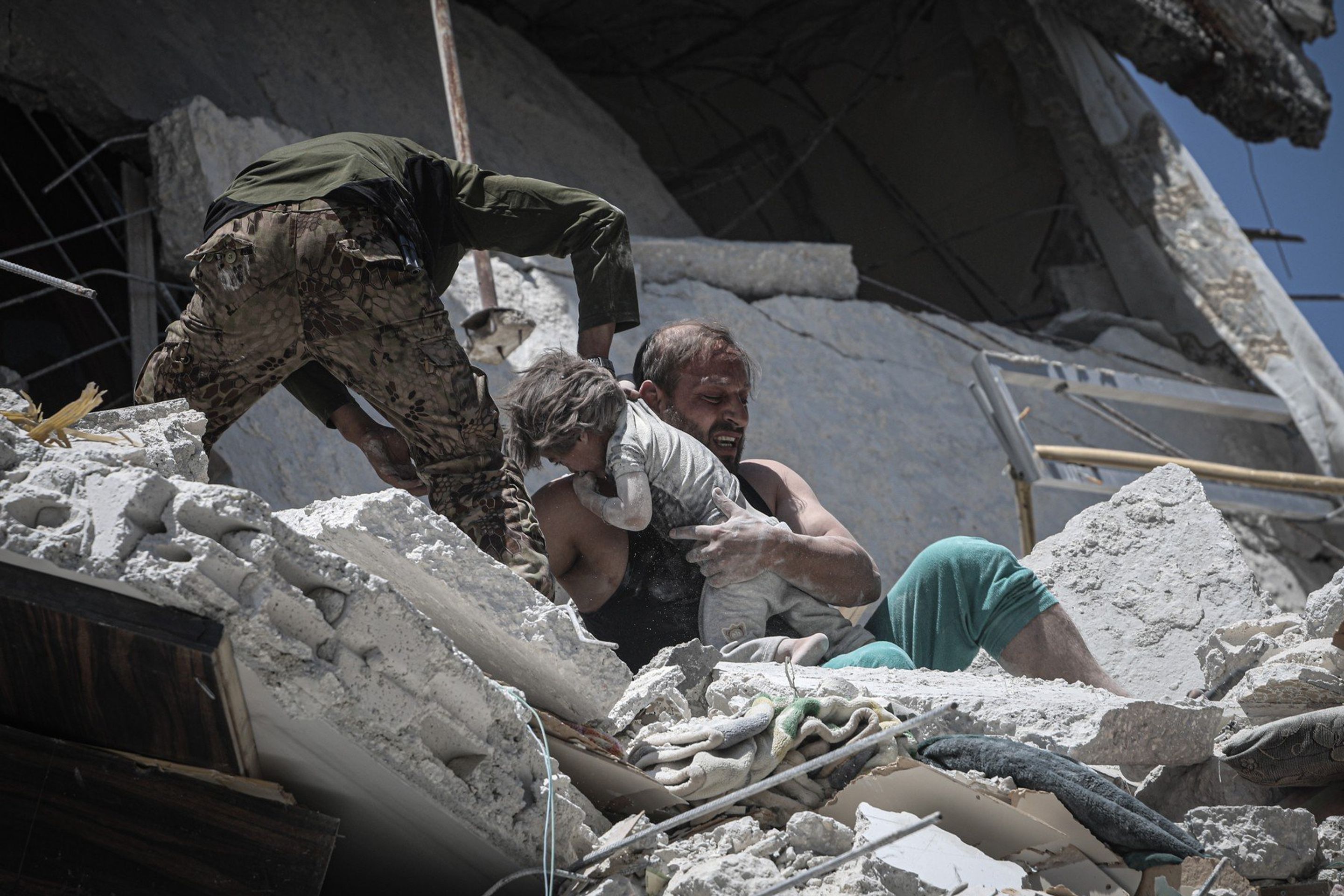 Útok v syrské provincii Idlib. - 1 - GALERIE: Bombardování v Sýrii (4/4)