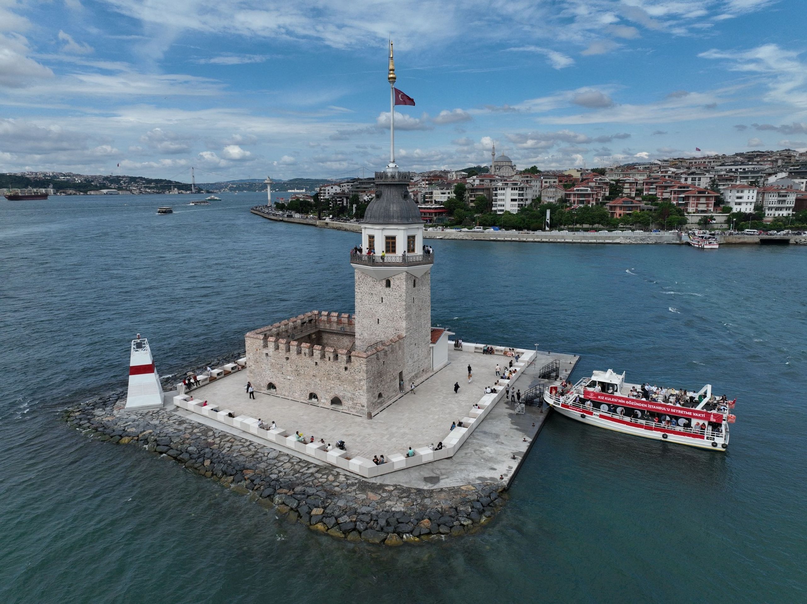 Maiden's Tower v Istanbulu - Zajímavá místa - Turecko (2/9)