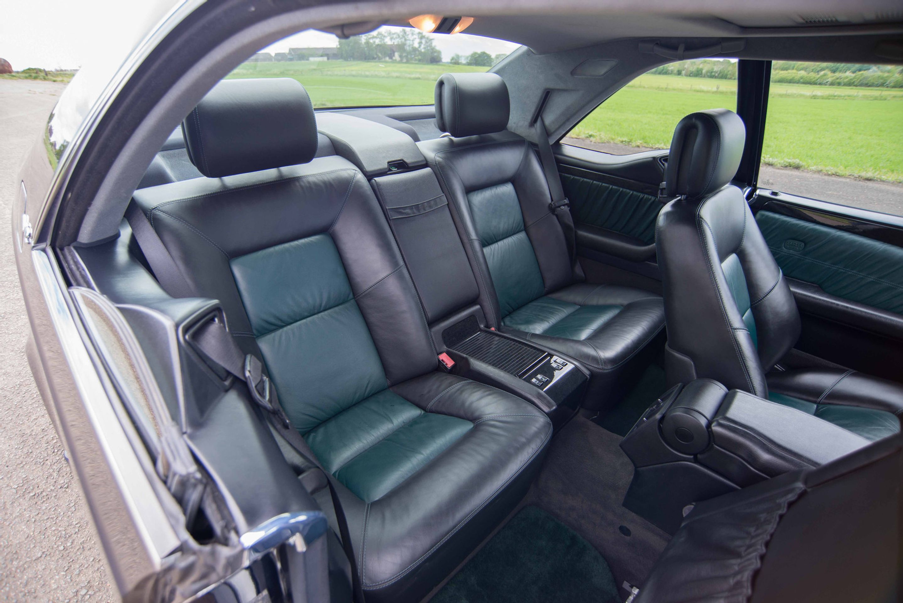 Mercedes CL AMG po brunejském sultánovi - 27 - Fotogalerie: Vzácný mercedes po brunejském sultánovi (8/21)