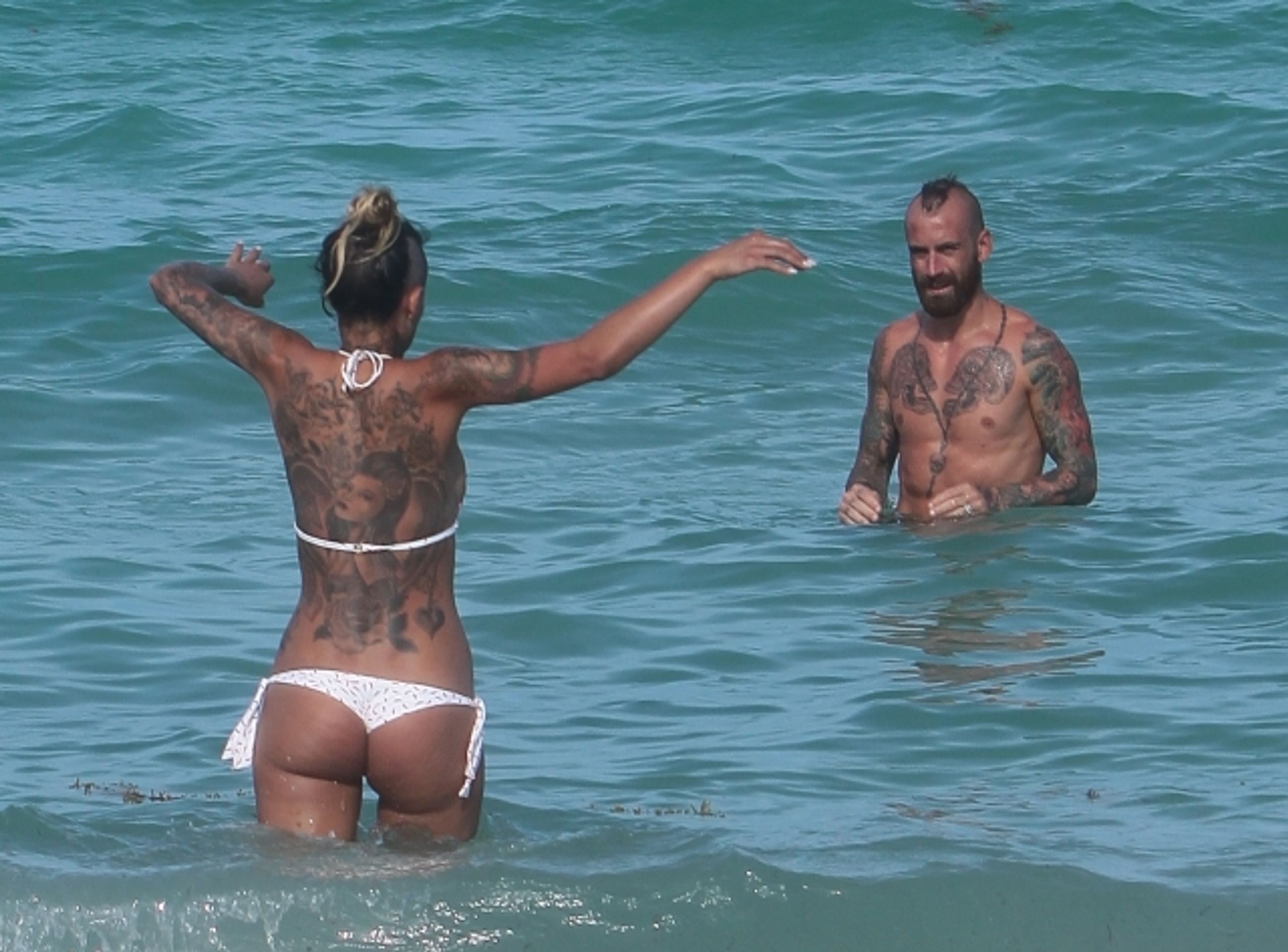 Raul Meireles s manželkou ukázali kérky - 3 - Raul Meireles s manželkou ukázali kérky (2/10)
