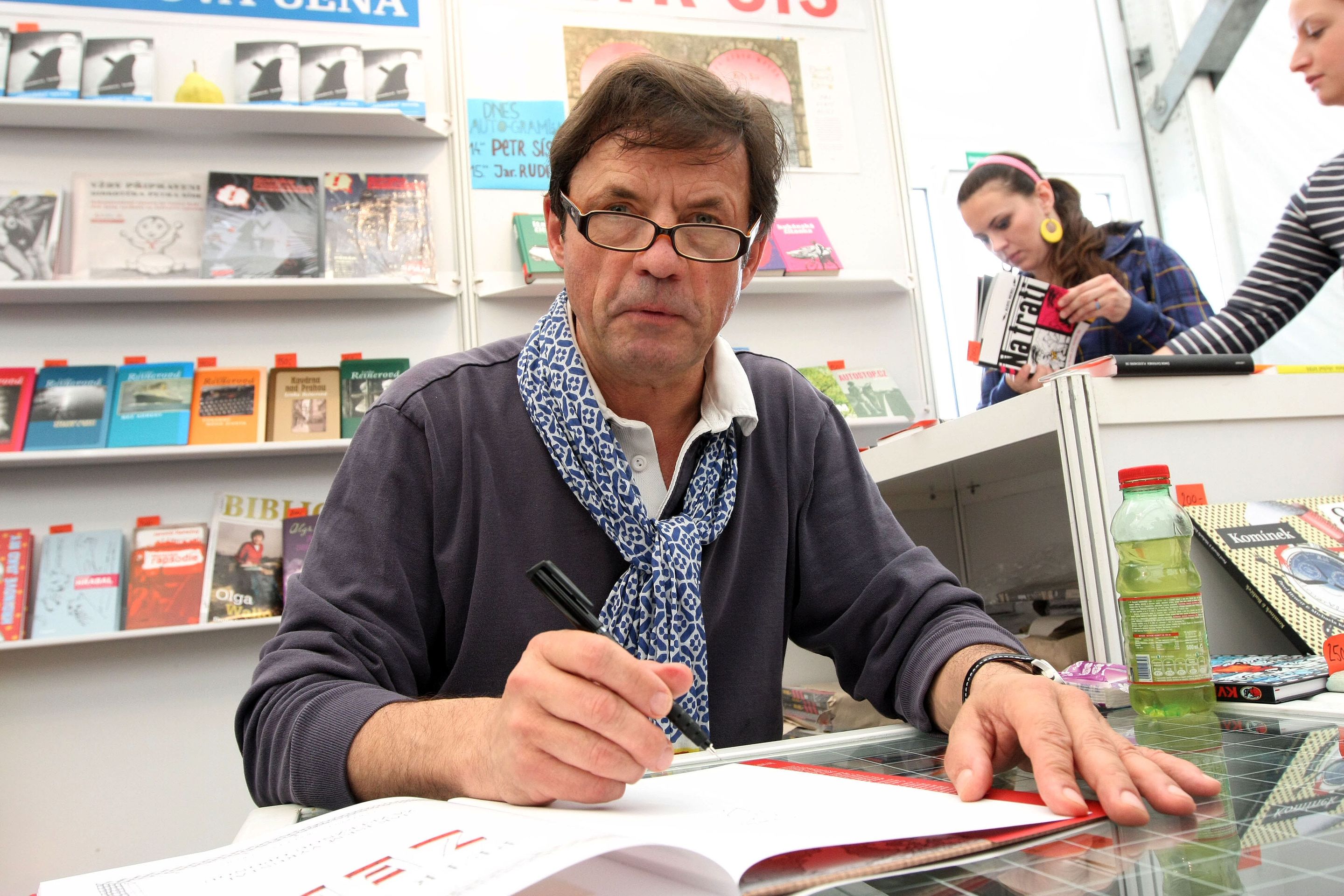 Petr Sís - GALERIE - Podporovatelé Karla Schwarzenberga (25/42)