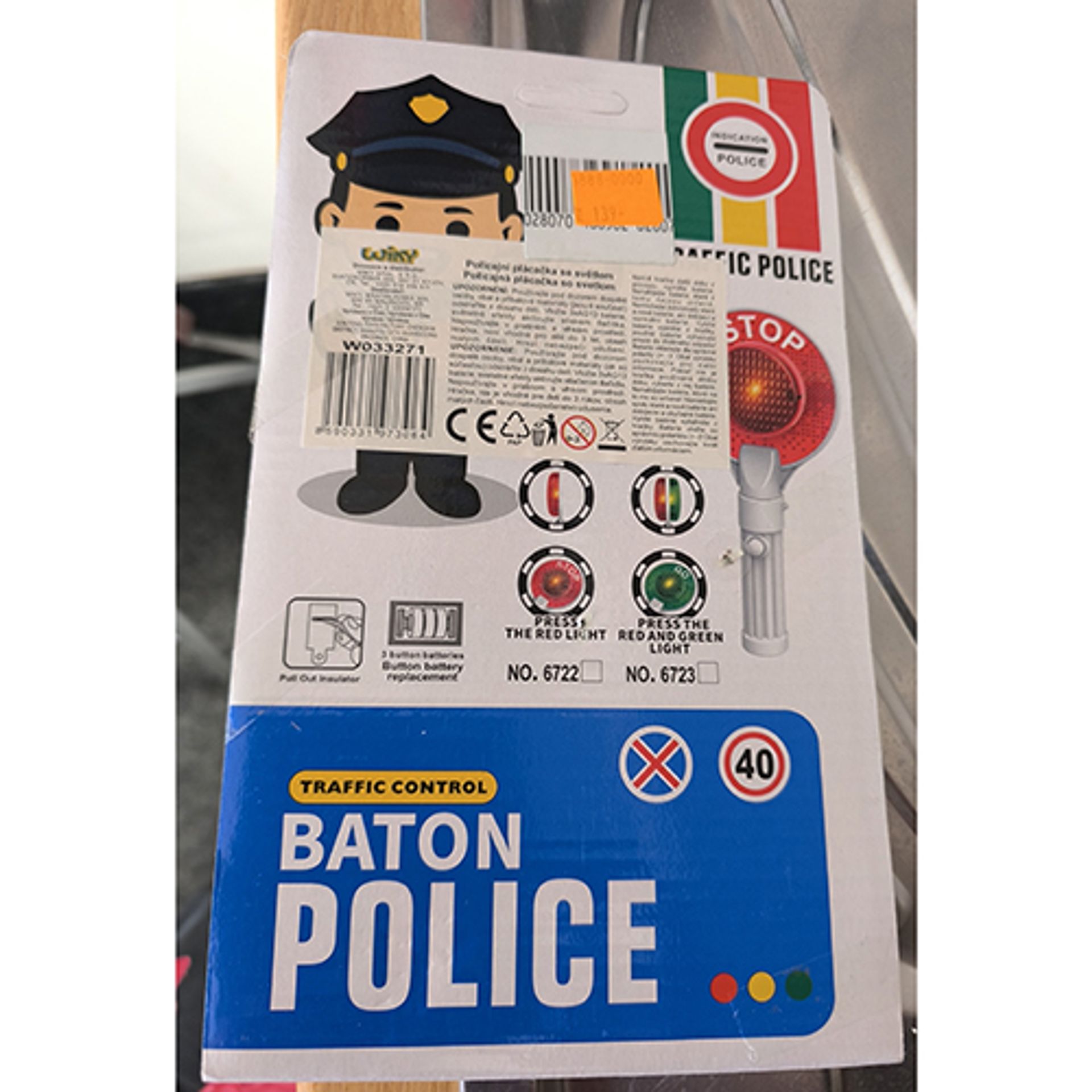 Policejní plácačka Wiky - Nebezpečné hračky (3/8)