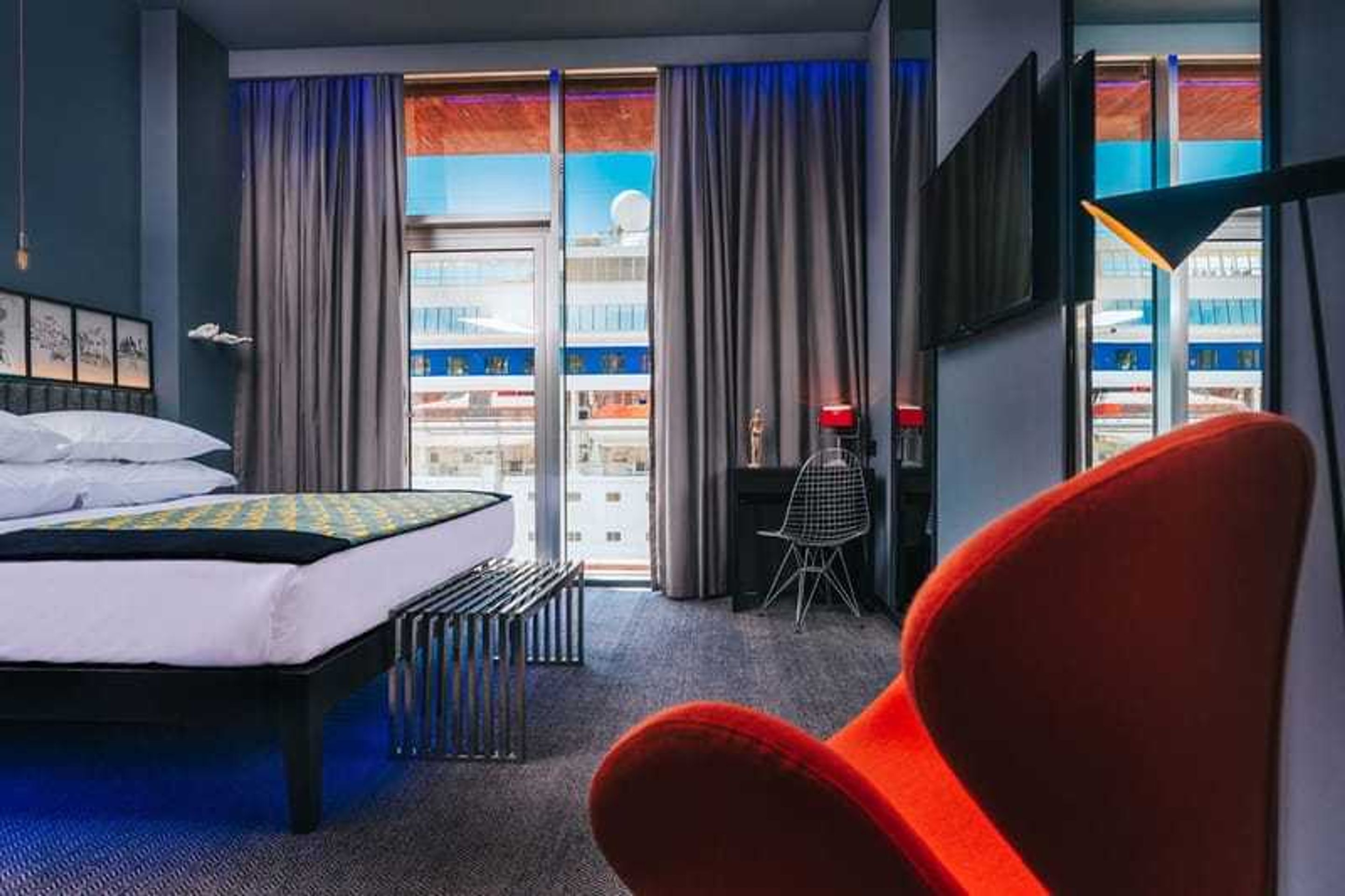Nový Ronaldův hotel na Madeiře - 1 - GALERIE: Ronaldo otevře na Madeiře luxusní hotel (11/11)