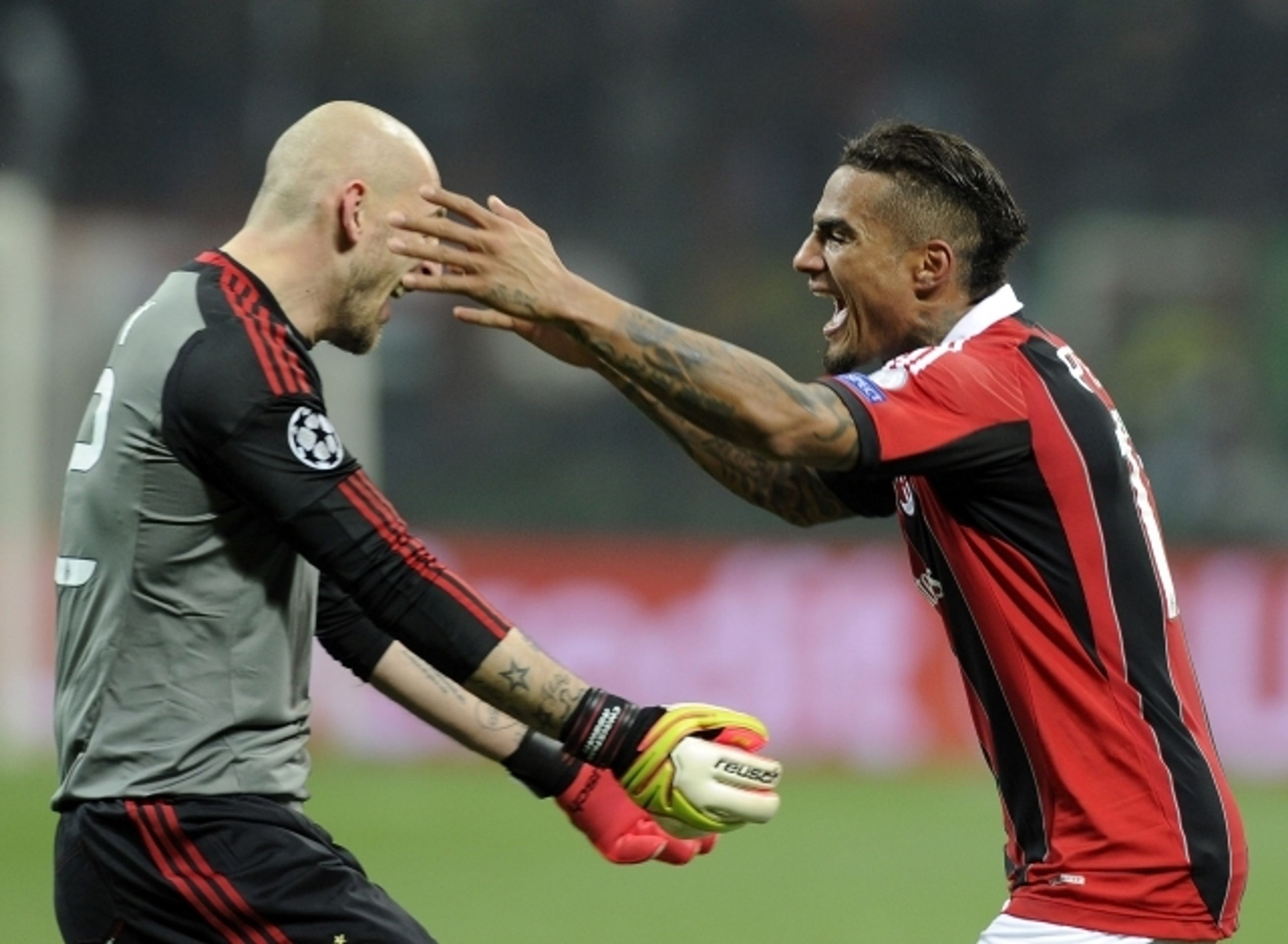 LM: AC Milín - Barcelona, Galatasaray - Schalke - 6 - GALERIE: AC Milán smázl Barcelonu a Balotelli se bavil (1/13)