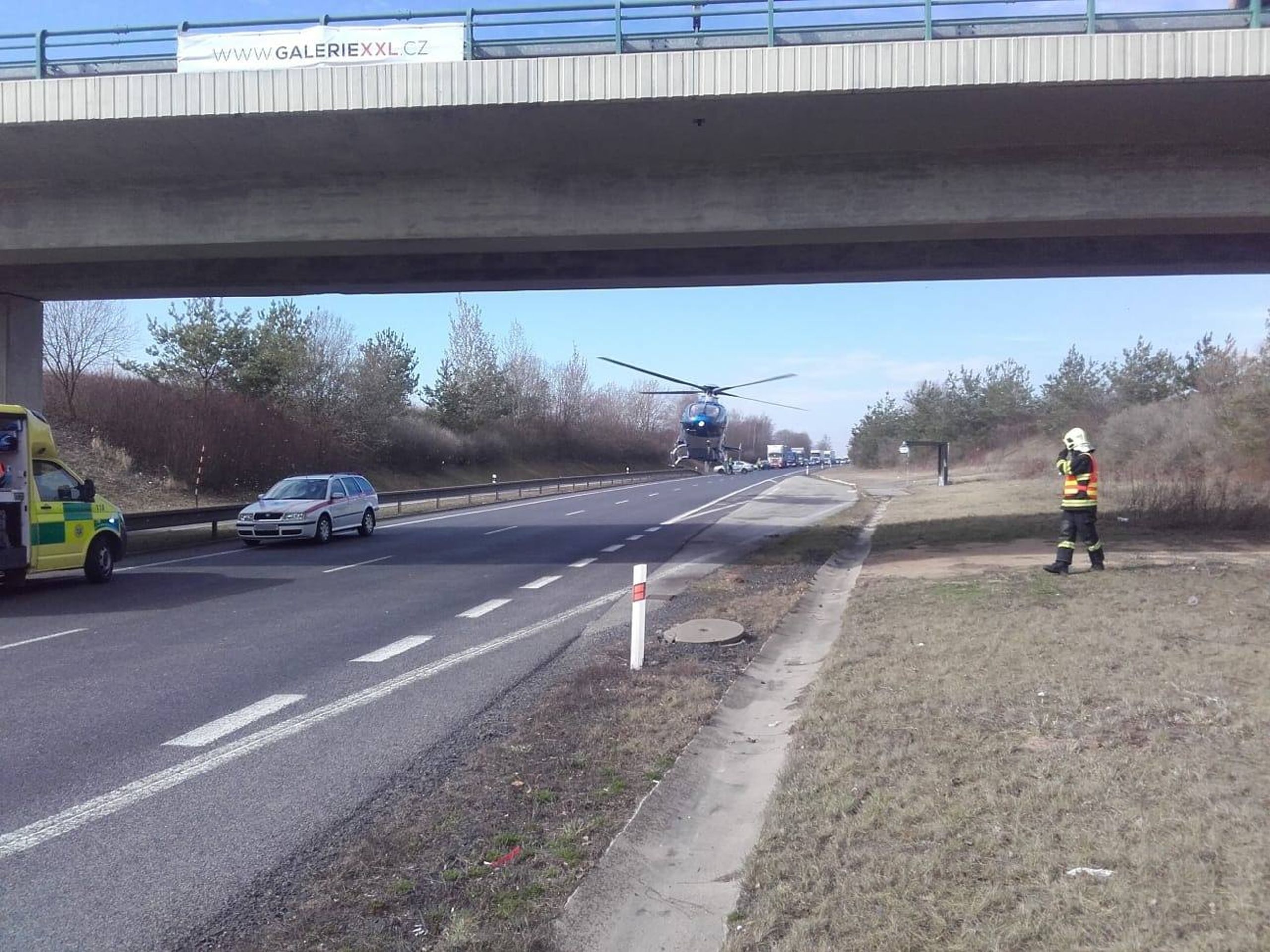 Vážná dopravní nehoda u obce Hořešovičky - GALERIE: Vážná dopravní nehoda u obce Hořešovičky (7/10)