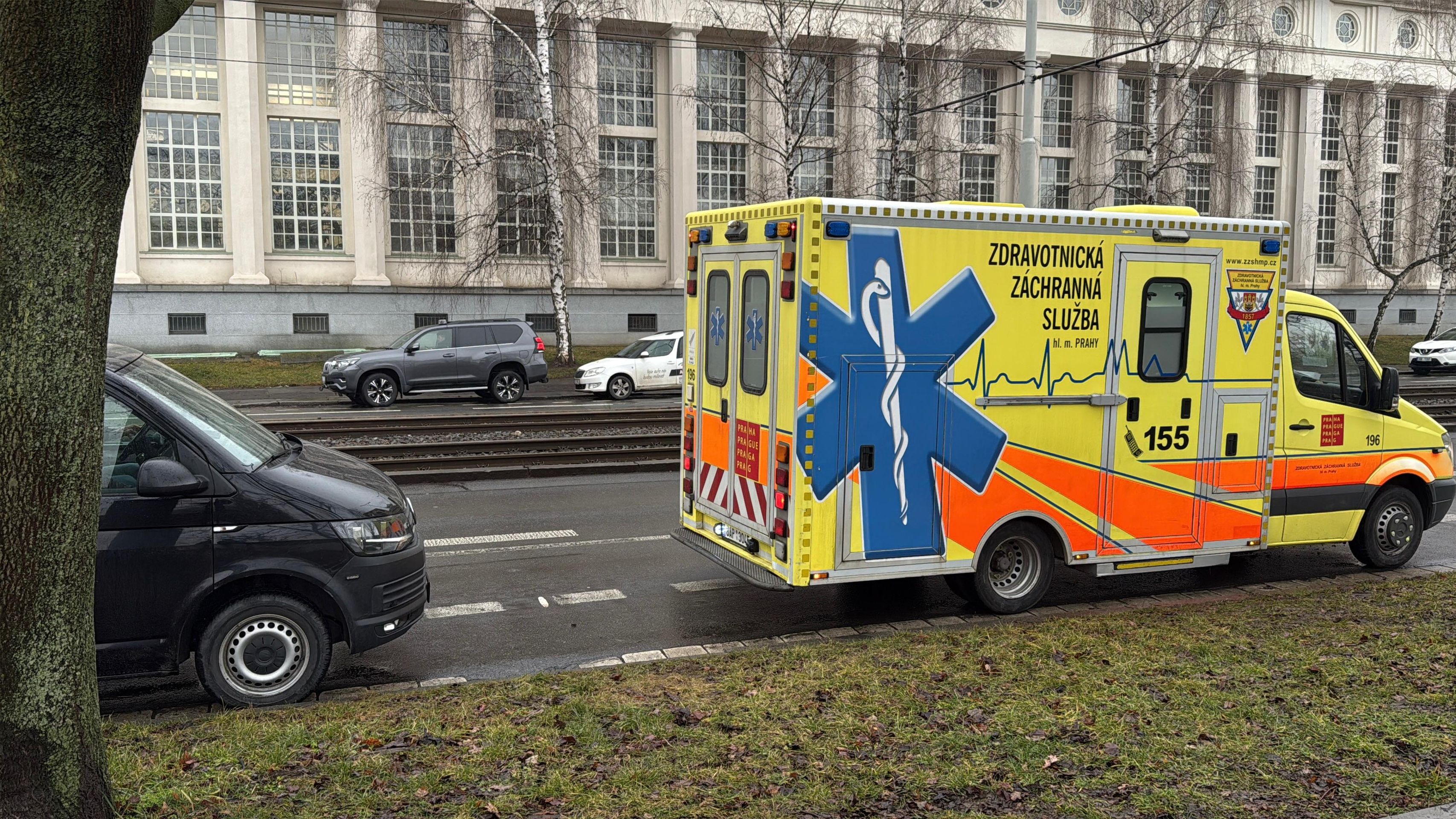 Zásah policejních vyjednavačů v Praze (2) - Zásah policejních vyjednavačů v Praze (1/5)