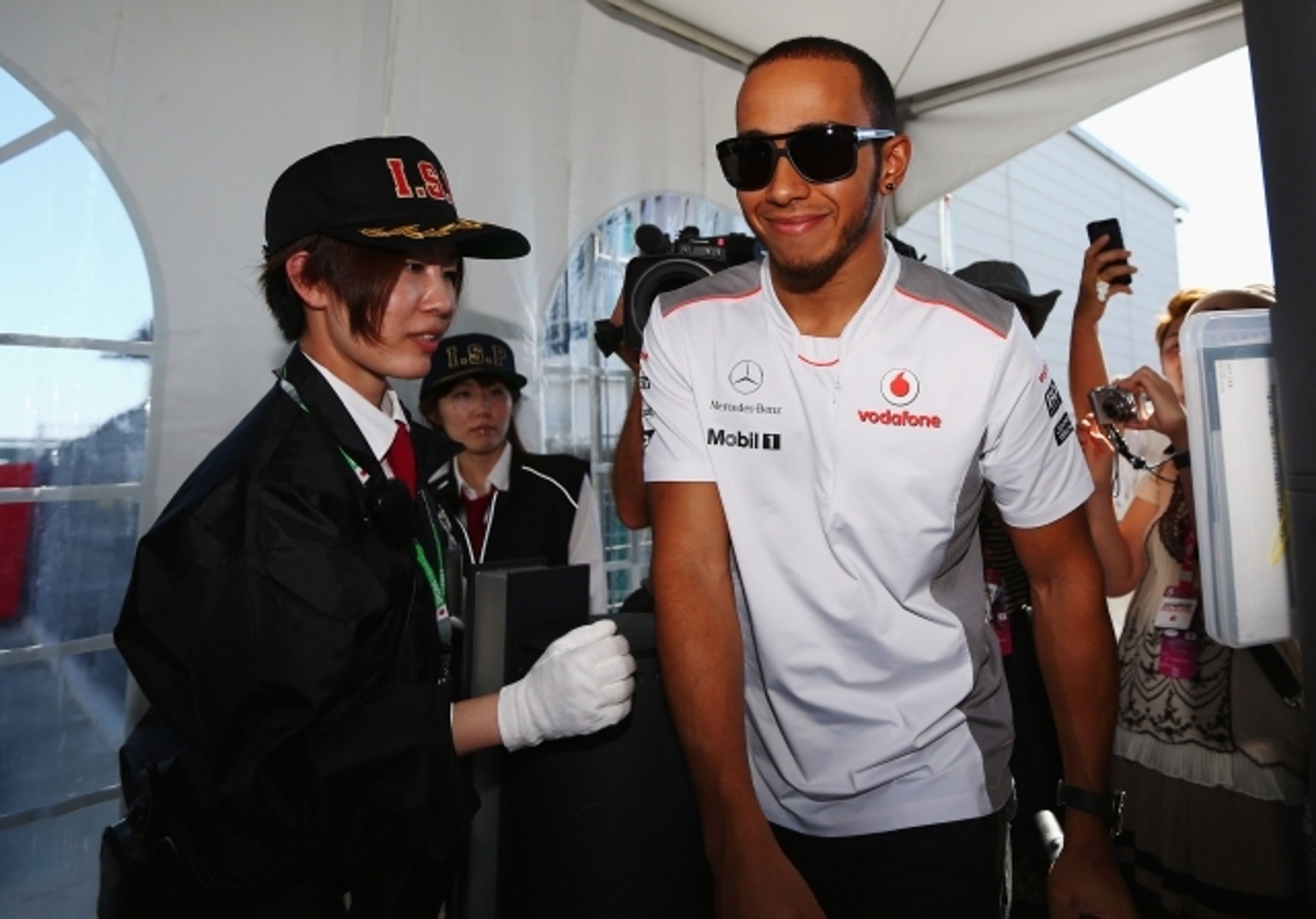 Hamilton v Suzuce - 4 - GALERIE: Lewis Hamilton v Suzuce (2/8)