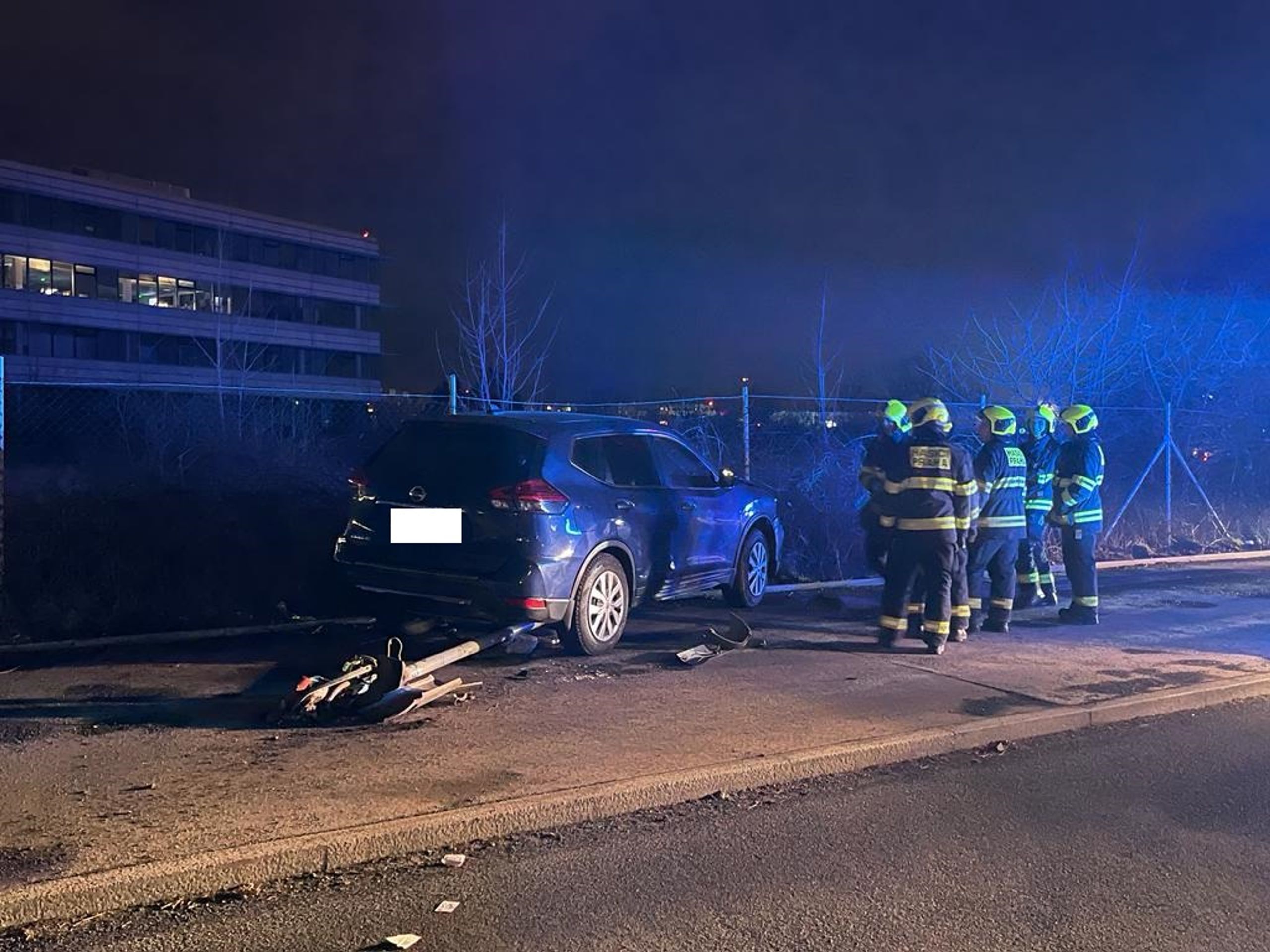 Střet auta a chodce na Zličíně - Nehody v Praze (1/8)