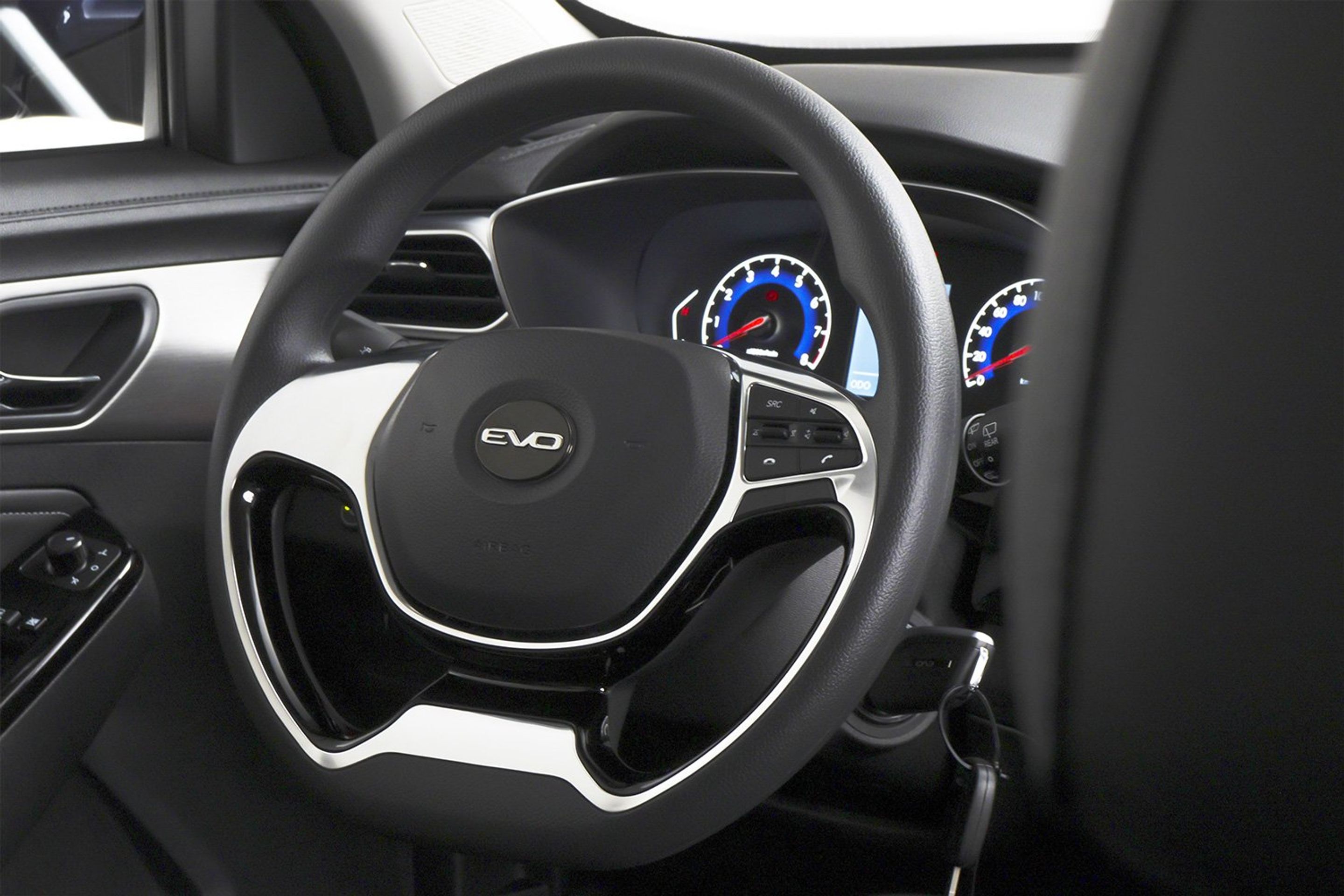 Vozy italské automobilky DR Automobiles - Vozy italské automobilky DR Automobiles (6/17)