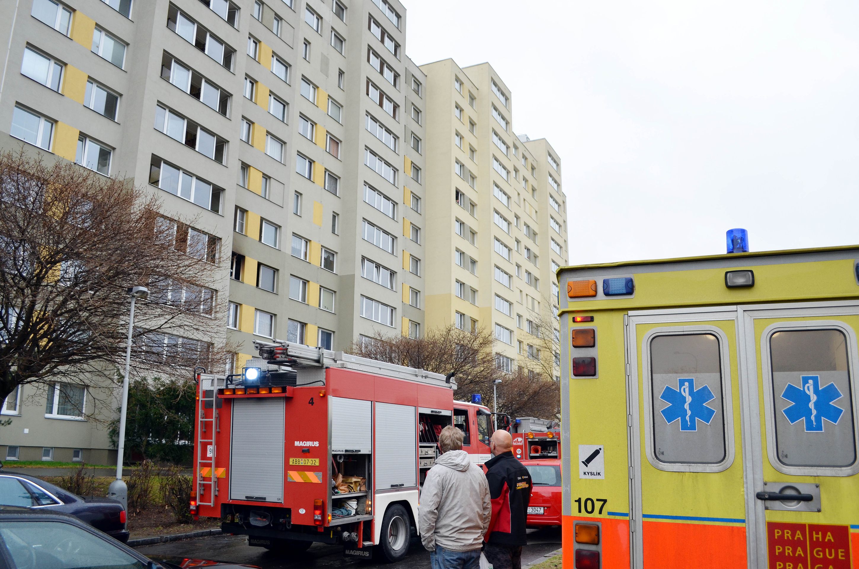 Požár - Chodov - 1 - Požár na pražském Chodově (2/6)