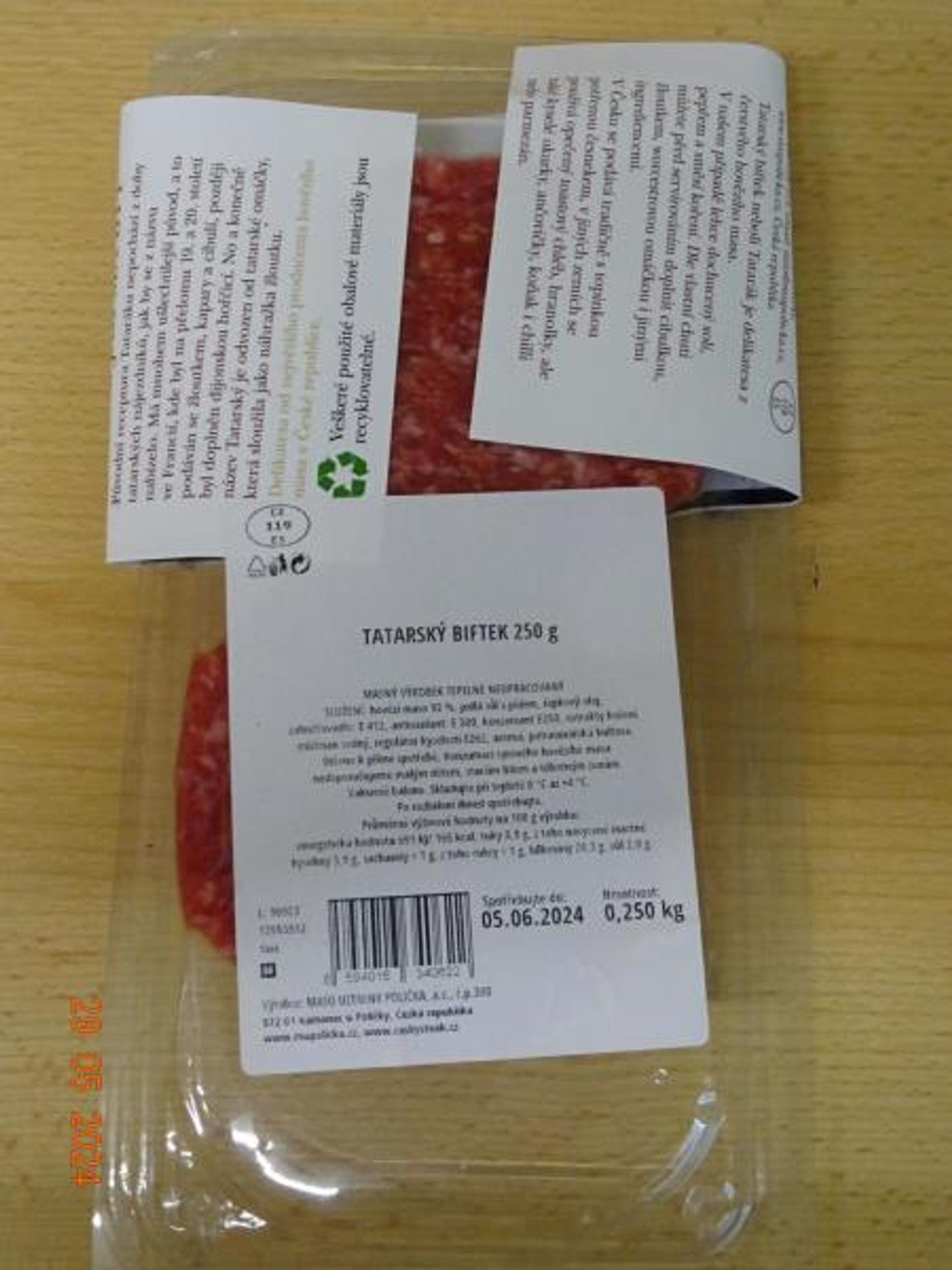 Maso obsahuje patogenní bakterie Escherichia coli (3) - Zdraví nebezpečné maso (2/3)