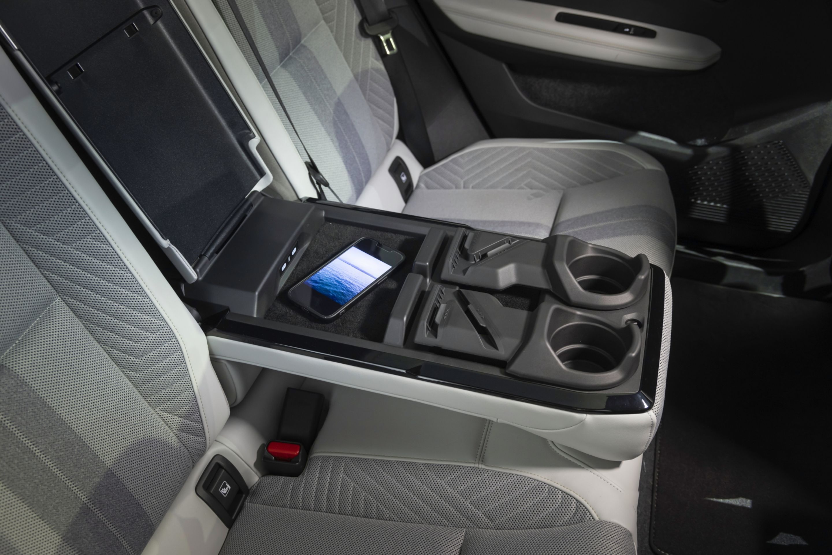 Renault Scenic E-Tech - Nový Renault Scenic je elektrický (17/22)