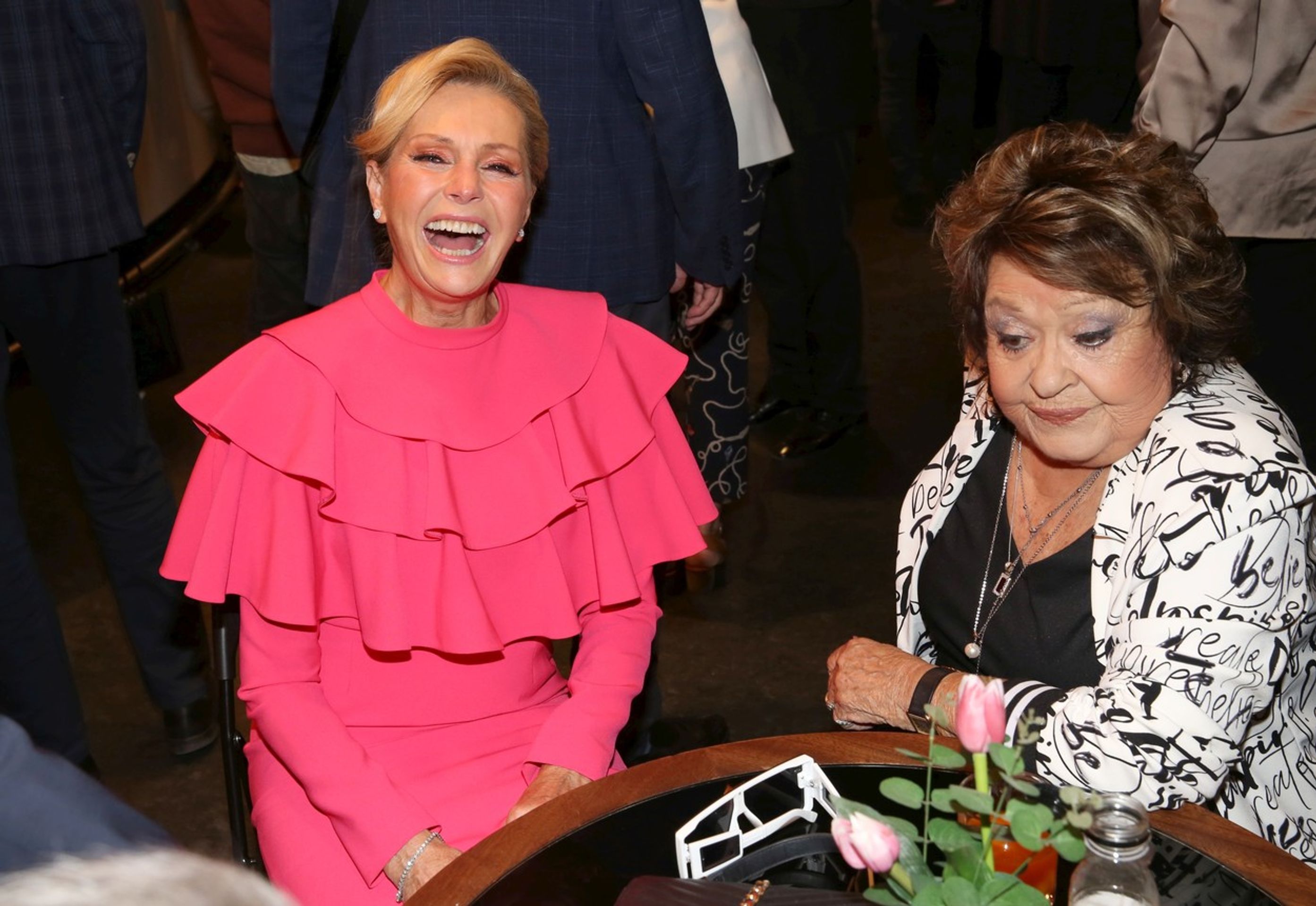 Helena Vondráčková a Jiřina Bohdalová - Jiřina Bohdalová a Helena Vondráčková (6/6)