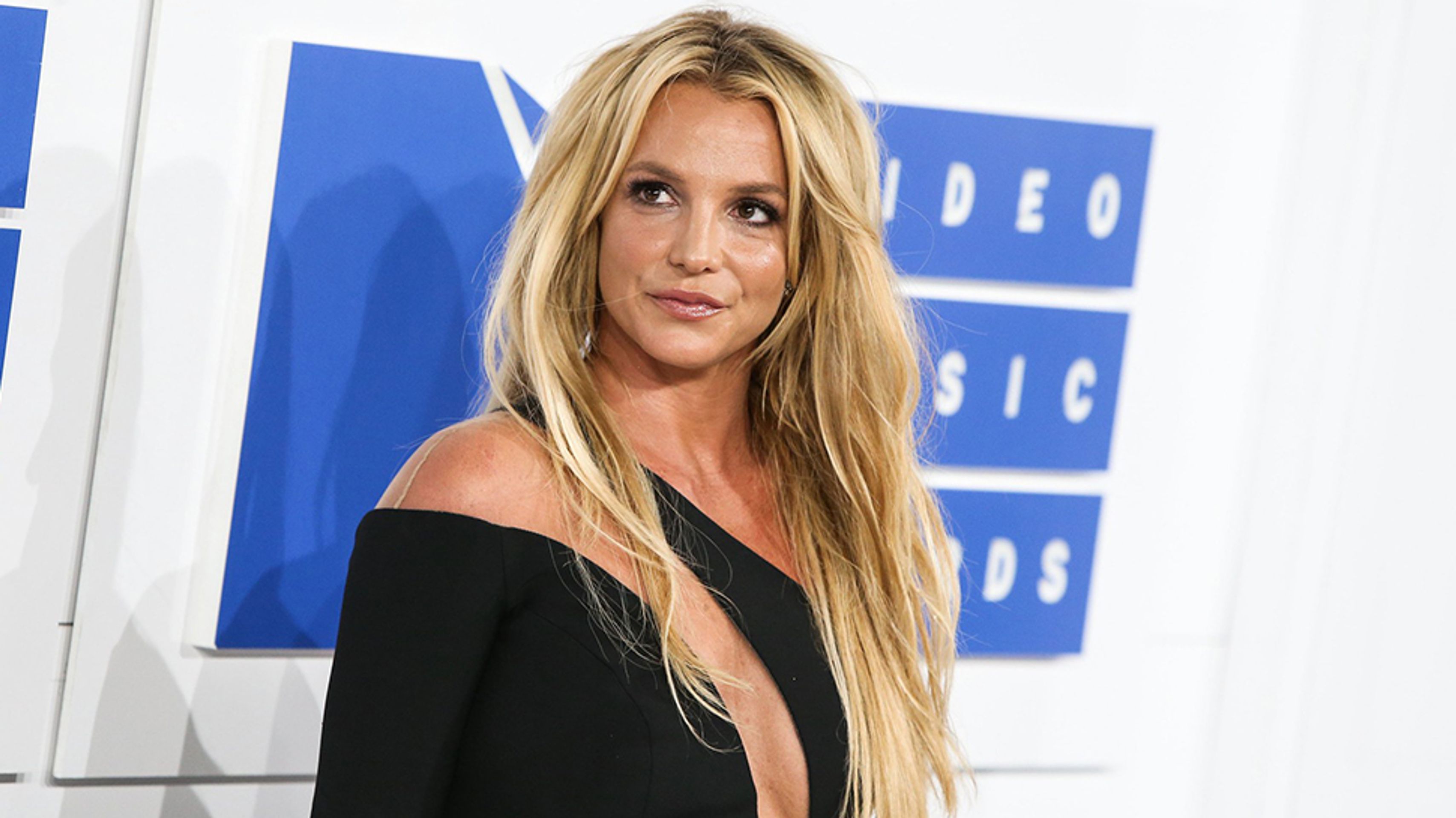 Britney Spears 2 - Britney Spears (9/10)