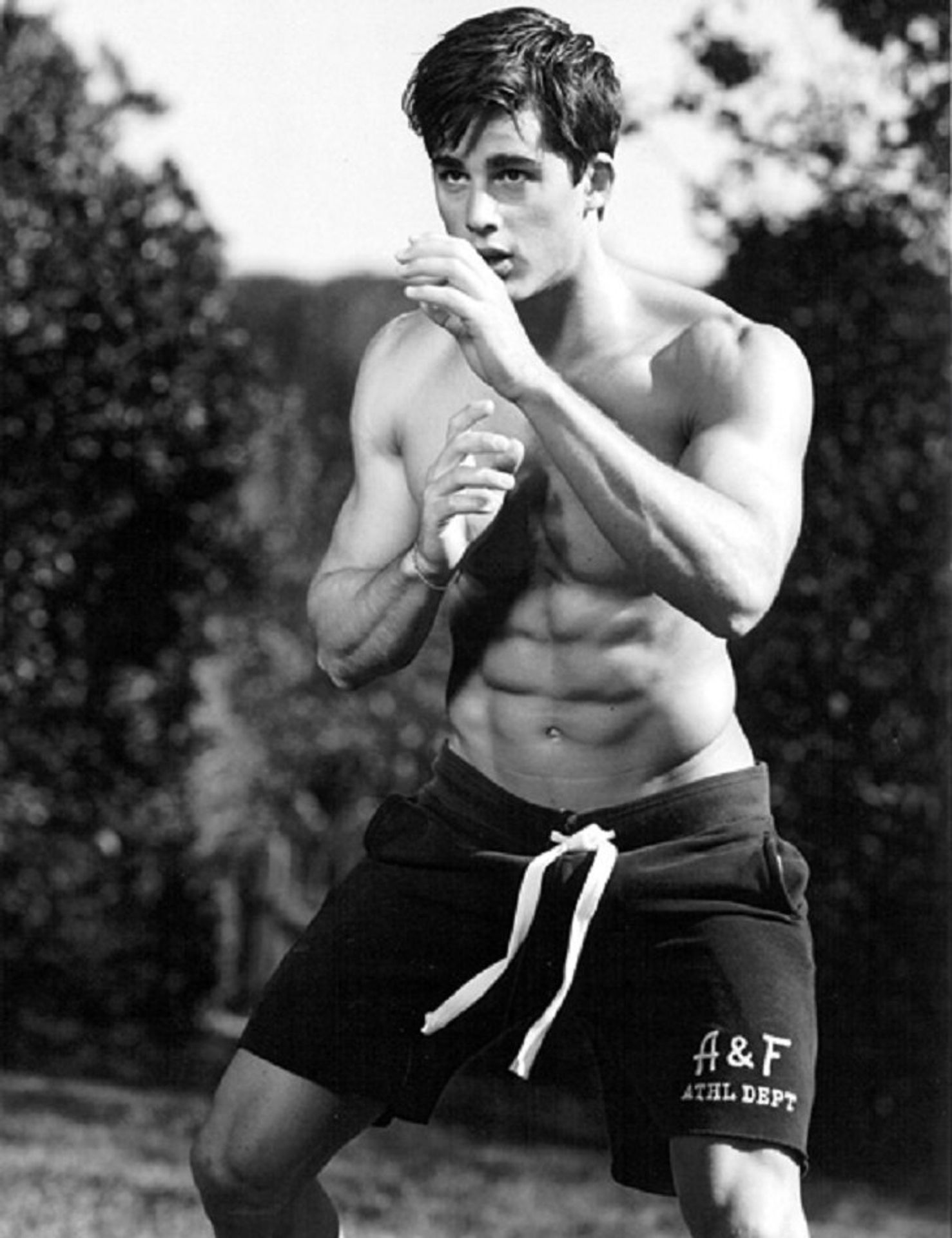 Pietro Boselli - 8 - GALERIE: Sexy matikář Pietro Boselli (4/6)