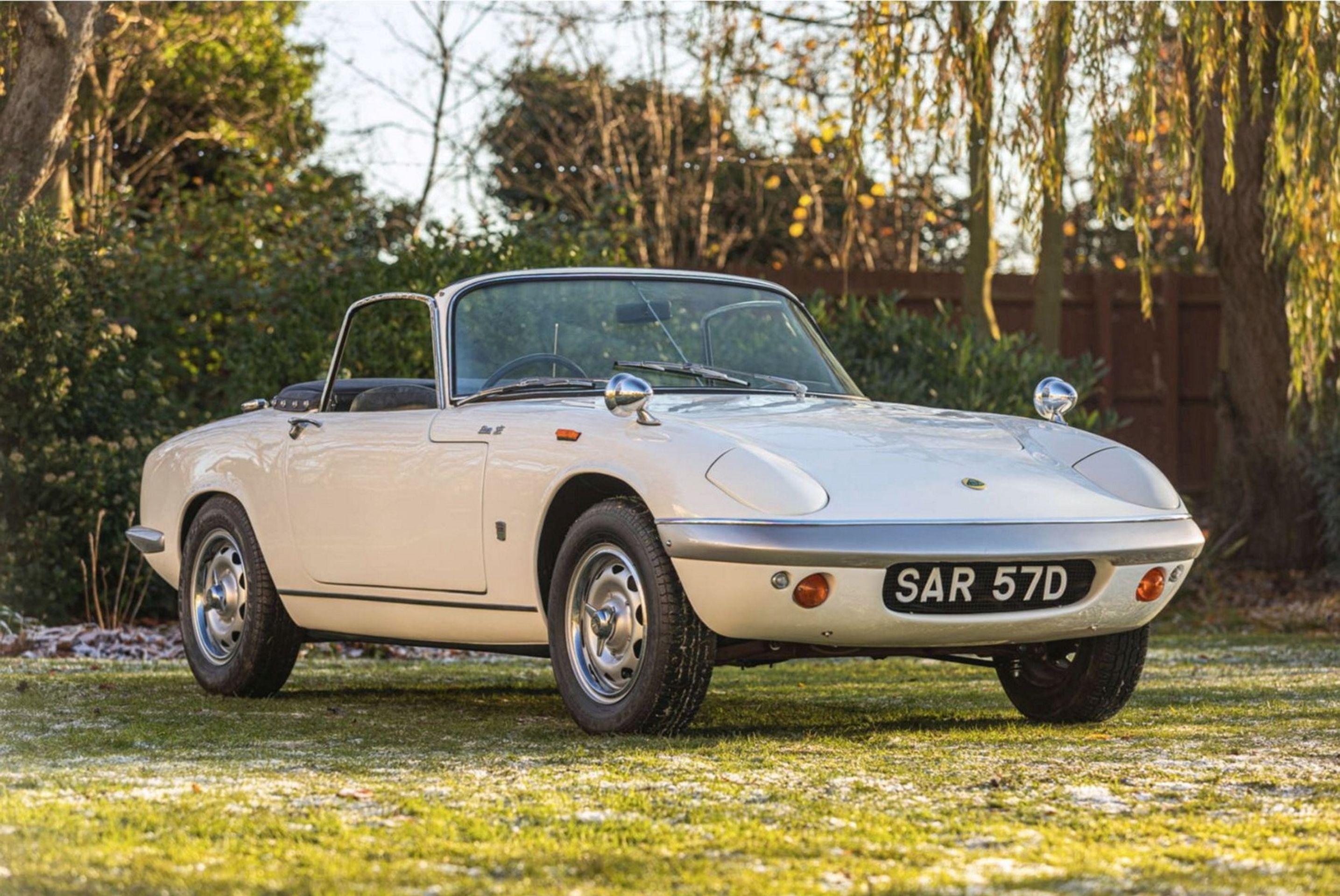 Lotus Elan S3  - Auta Sellerse a Atkinsona jsou na prodej (1/4)