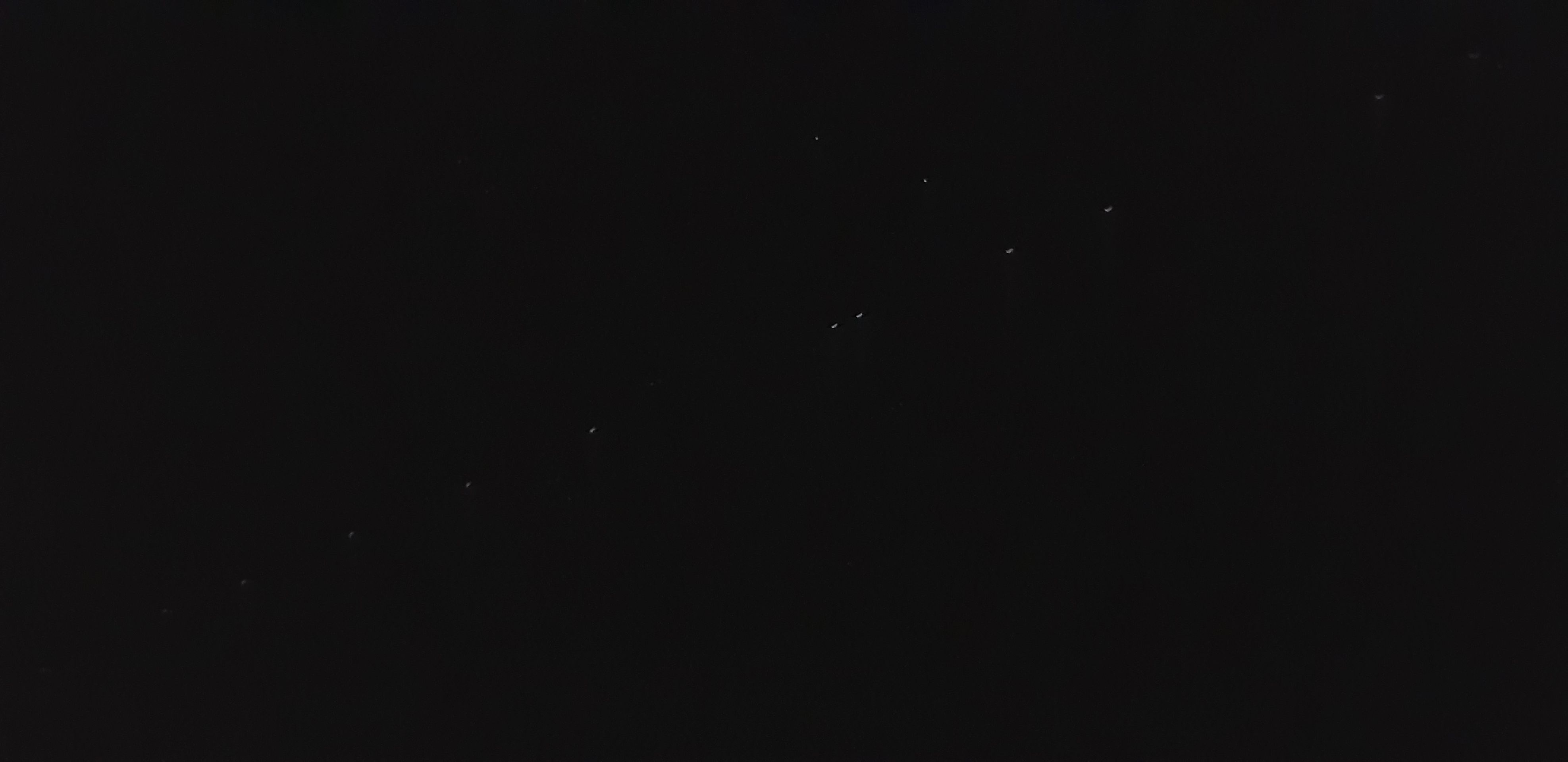 UFO? Čechy vystrašily satelity Elona Muska - 12 - GALERIE: UFO nad Českem? Ne, Muskovy satelity (7/9)