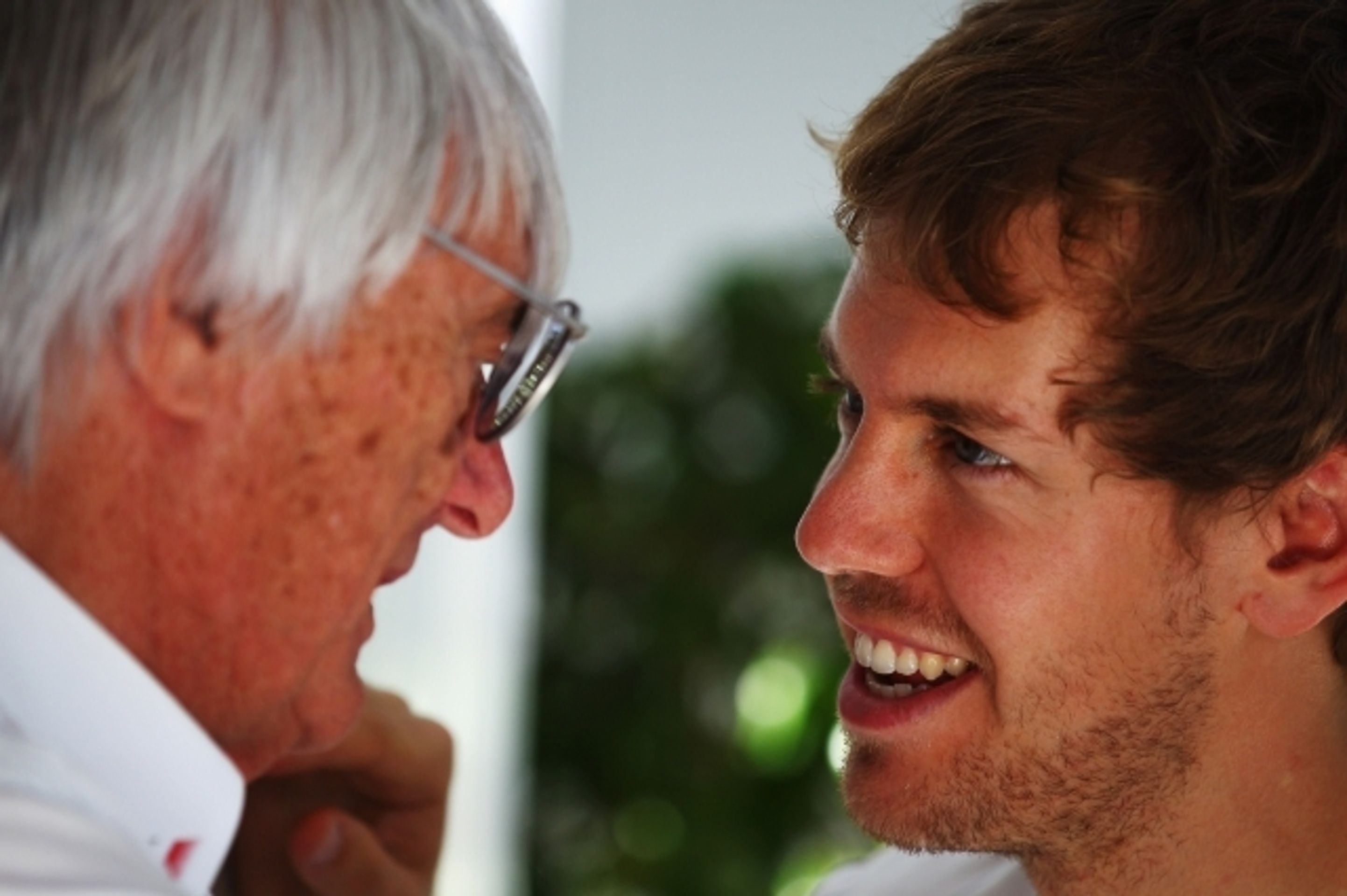 Sebastian Vettel a Bernie Ecclestone - 6 - GALERIE: Sebastian Vettel a Bernie Ecclestone (2/7)