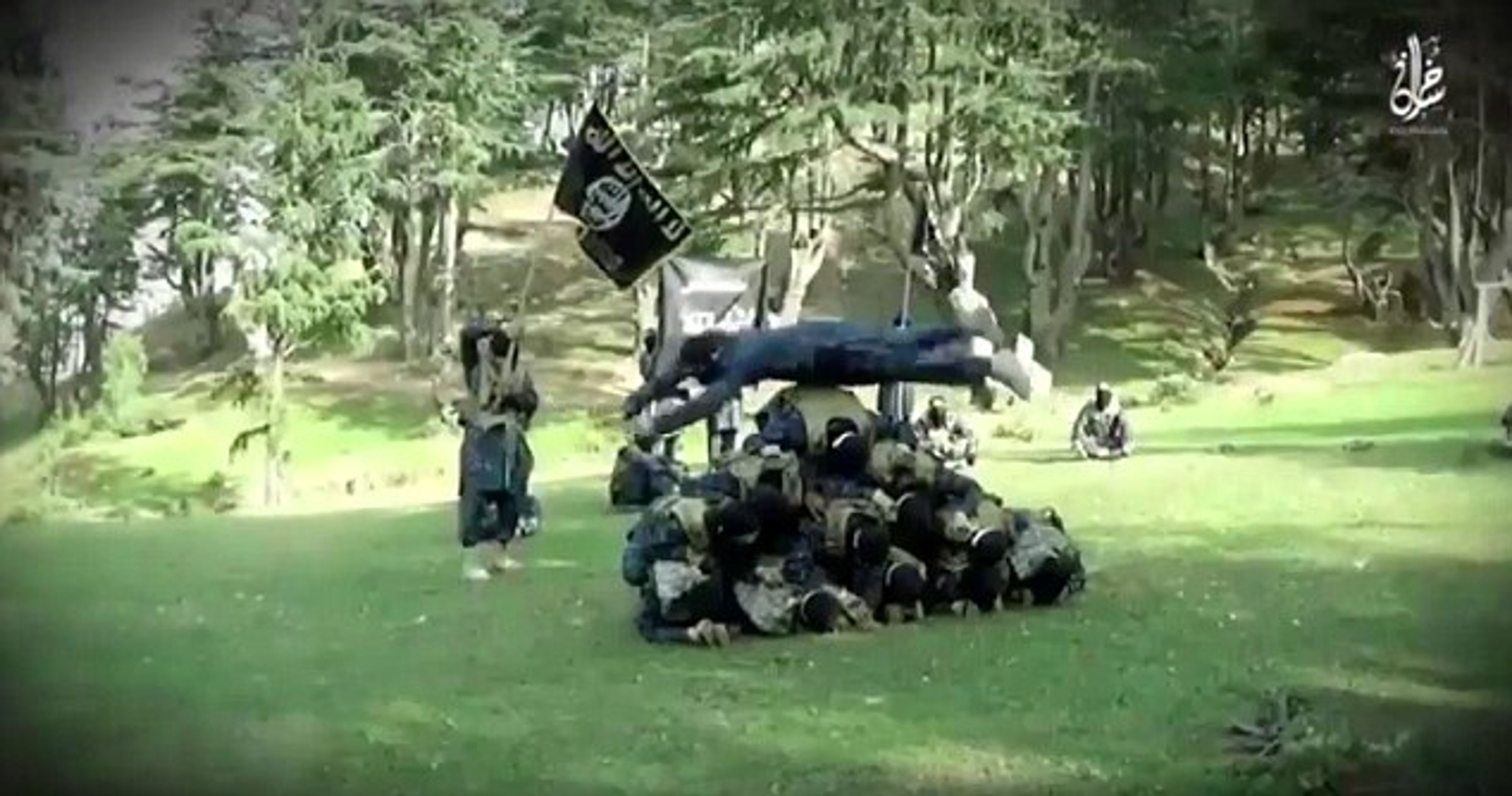 Náborové video - GALERIE: Netradiční trénink ISIS (4/5)