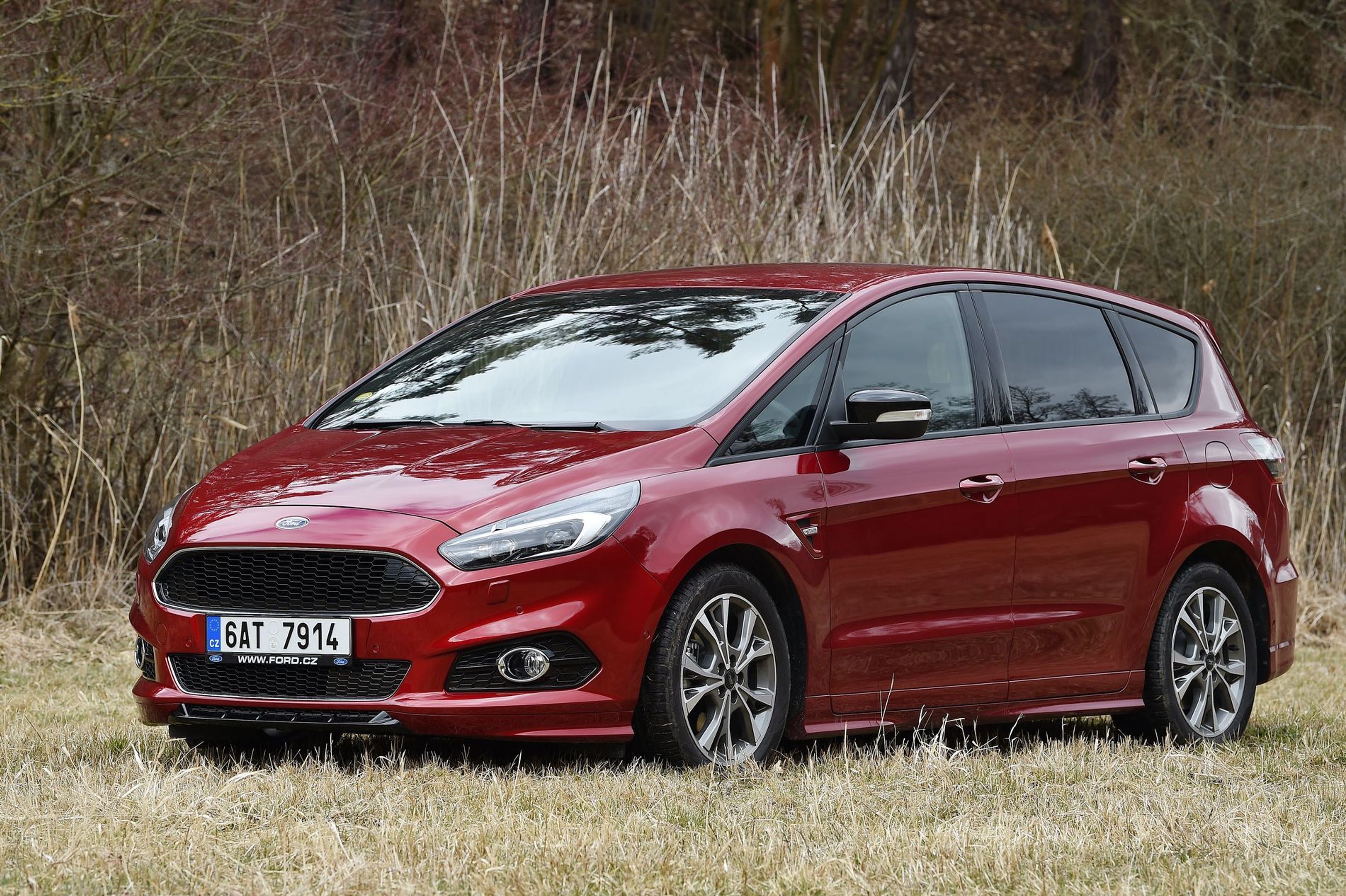 Ford S-Max - 5 - GALERIE: Ford S-Max (3/21)
