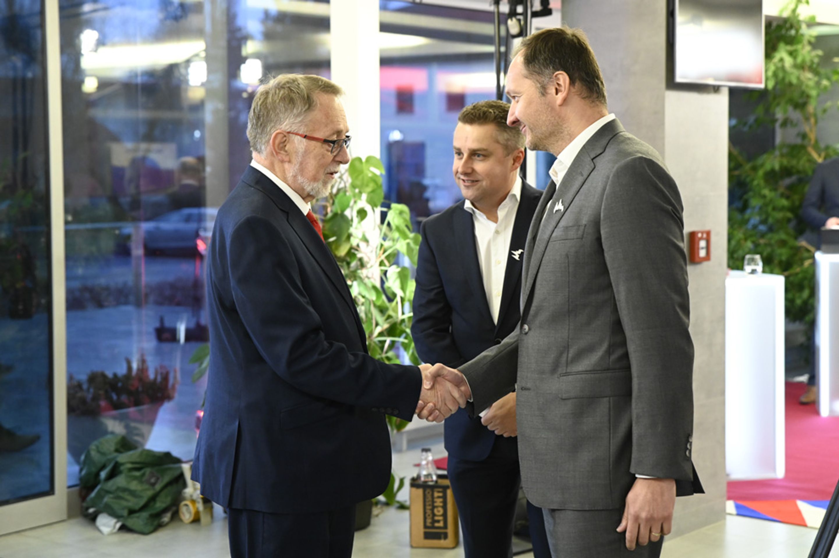 První debata kandidátů (40) - První debata kandidátů (19/45)