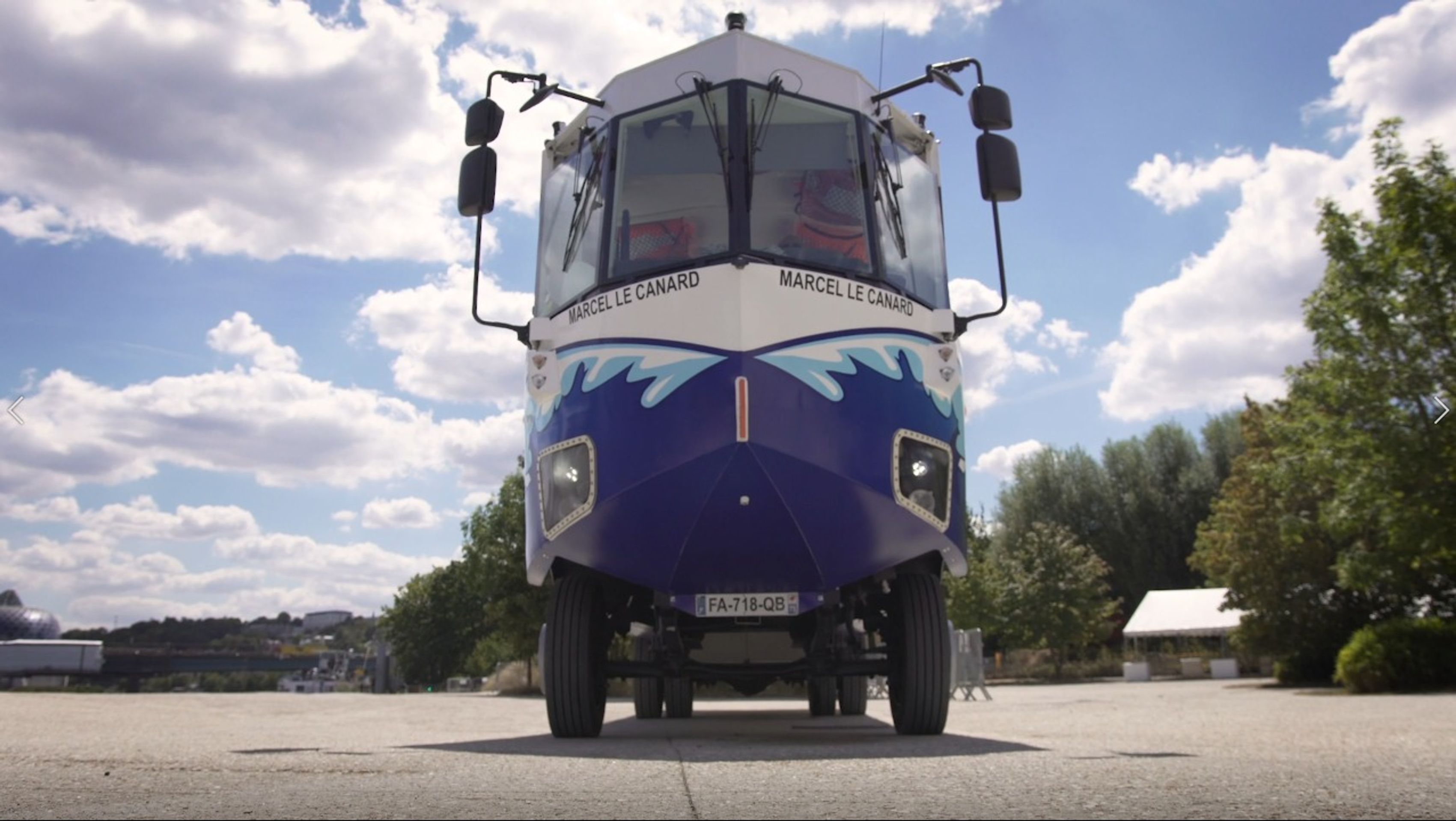 Obojživelný autobus v Paříži - 17 - GALERIE: Obojživelník Marcel (16/17)
