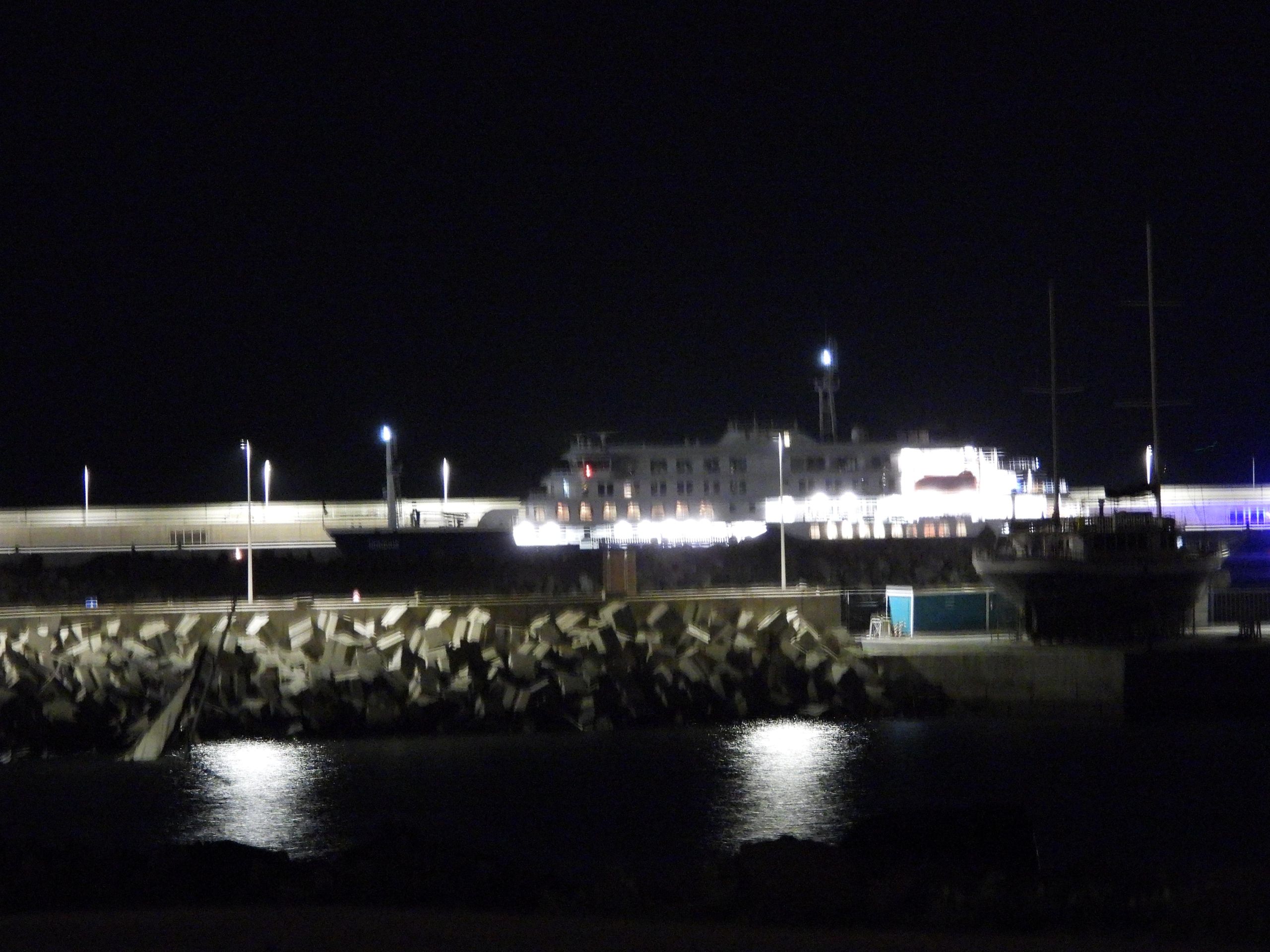 MV Hondius - Evakuace lodi MV Hondius (7/7)