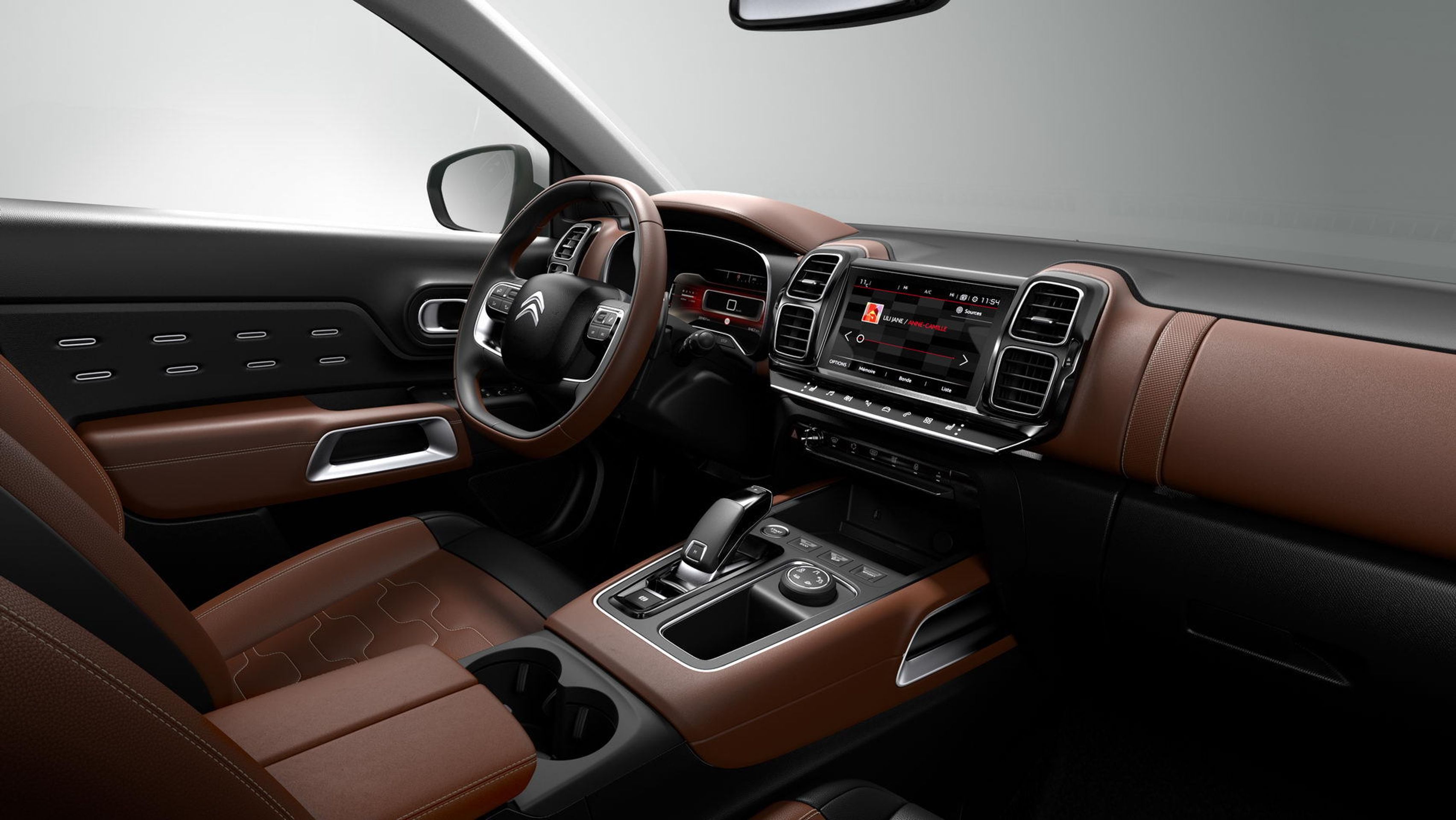 Citroën představuje v Šanghaji nové SUV C5 Aircross - 27 - GALERIE: Citroën C5 Aircross (14/20)