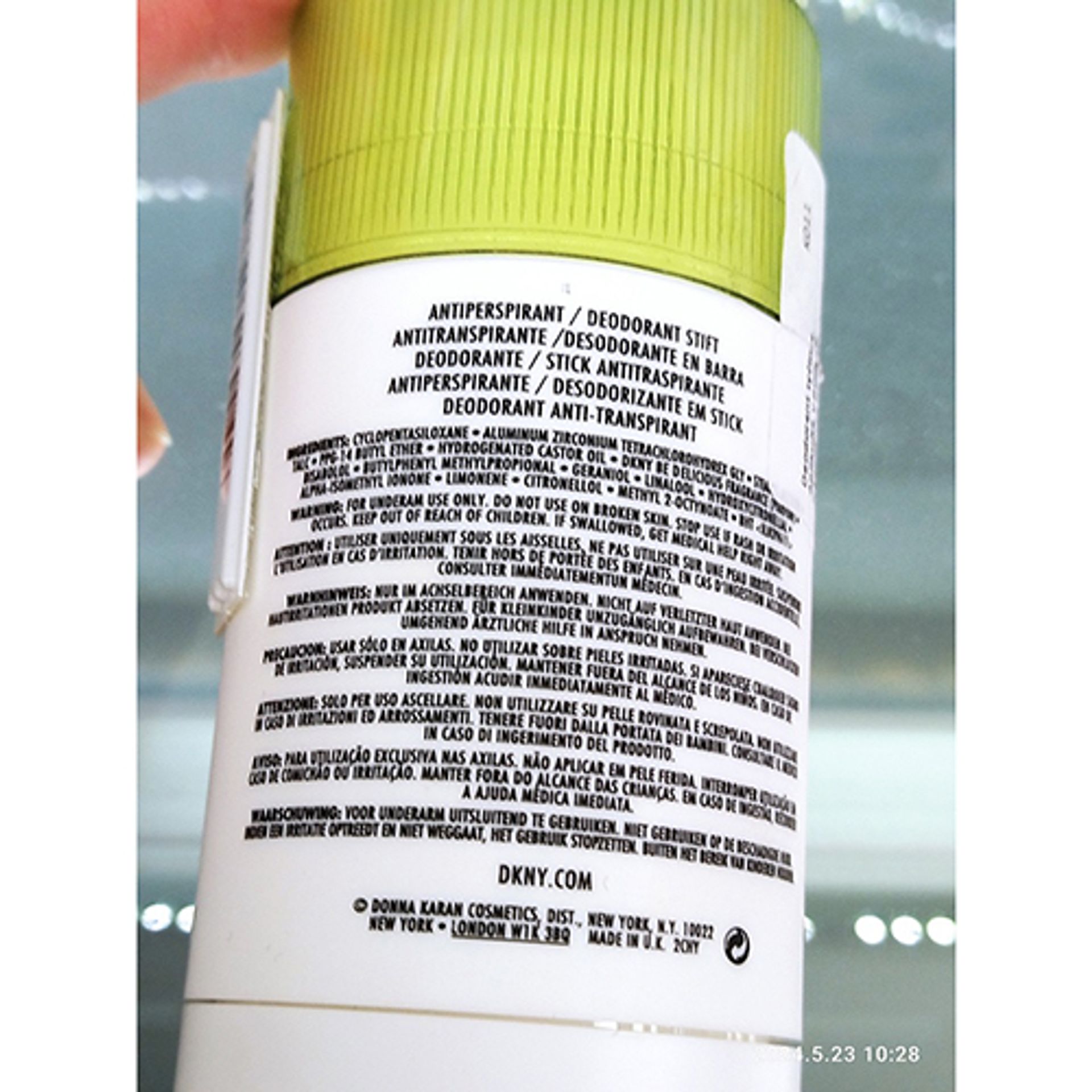 DKNY Deodorant (2) - Zdraví nebezpečná kosmetika (14/35)