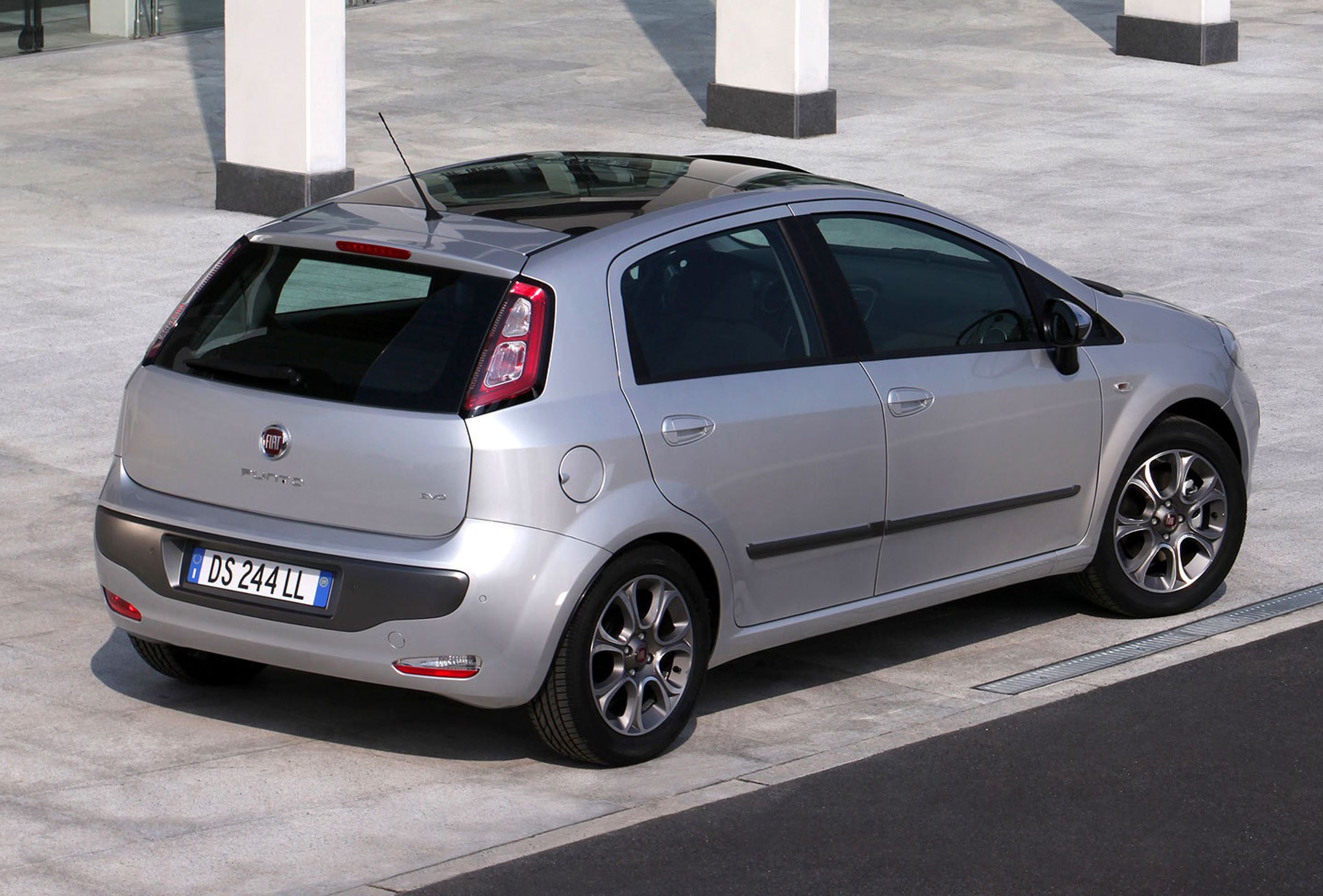 Fiat Punto - 40 - Fotogalerie: Fiat Punto po 25 letech končí (14/20)