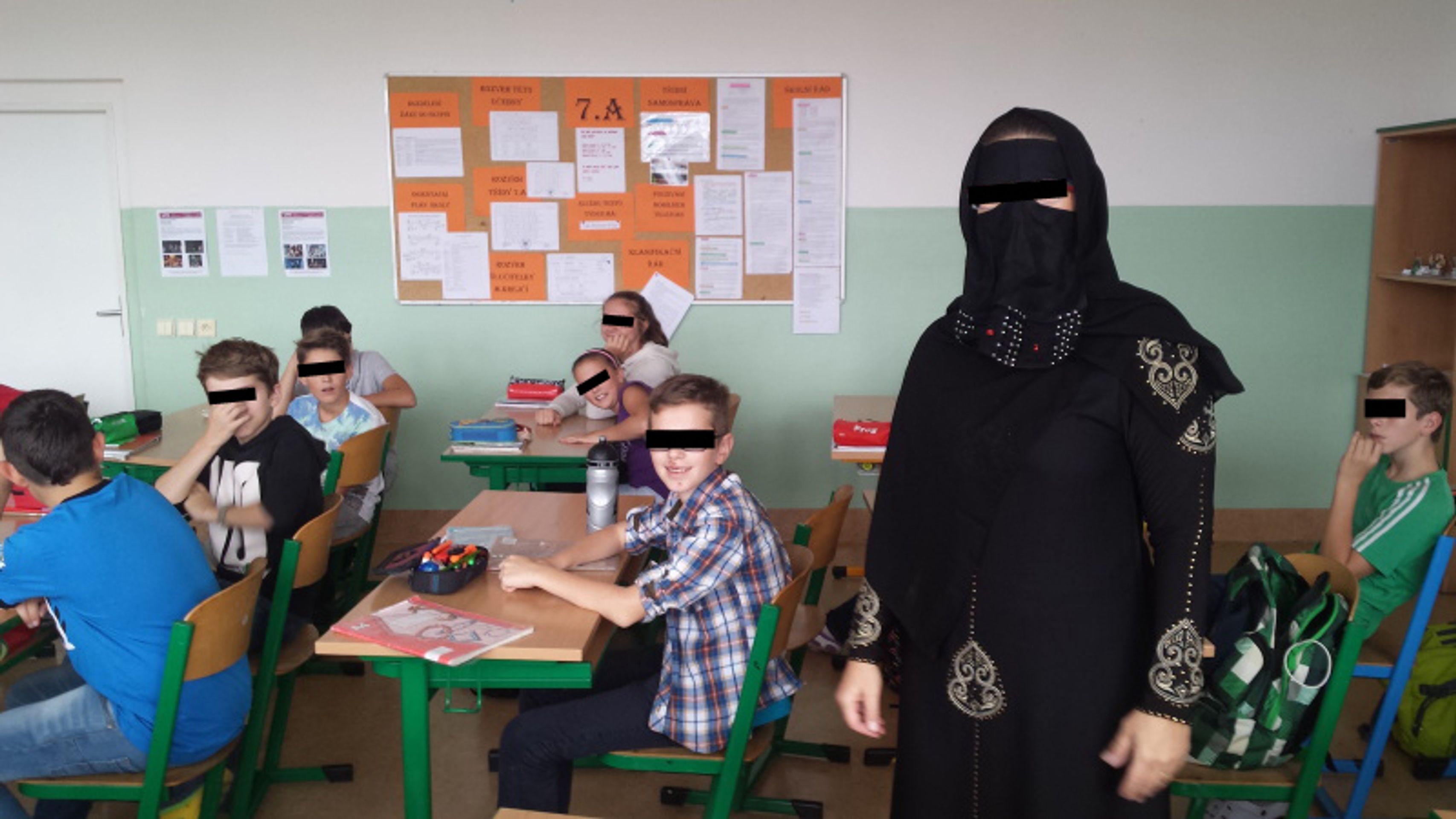Výuka dějepisu na základní škole v Trutnově - 9 - GALERIE: Výuka dějepisu na základní škole v Trutnově (9/12)
