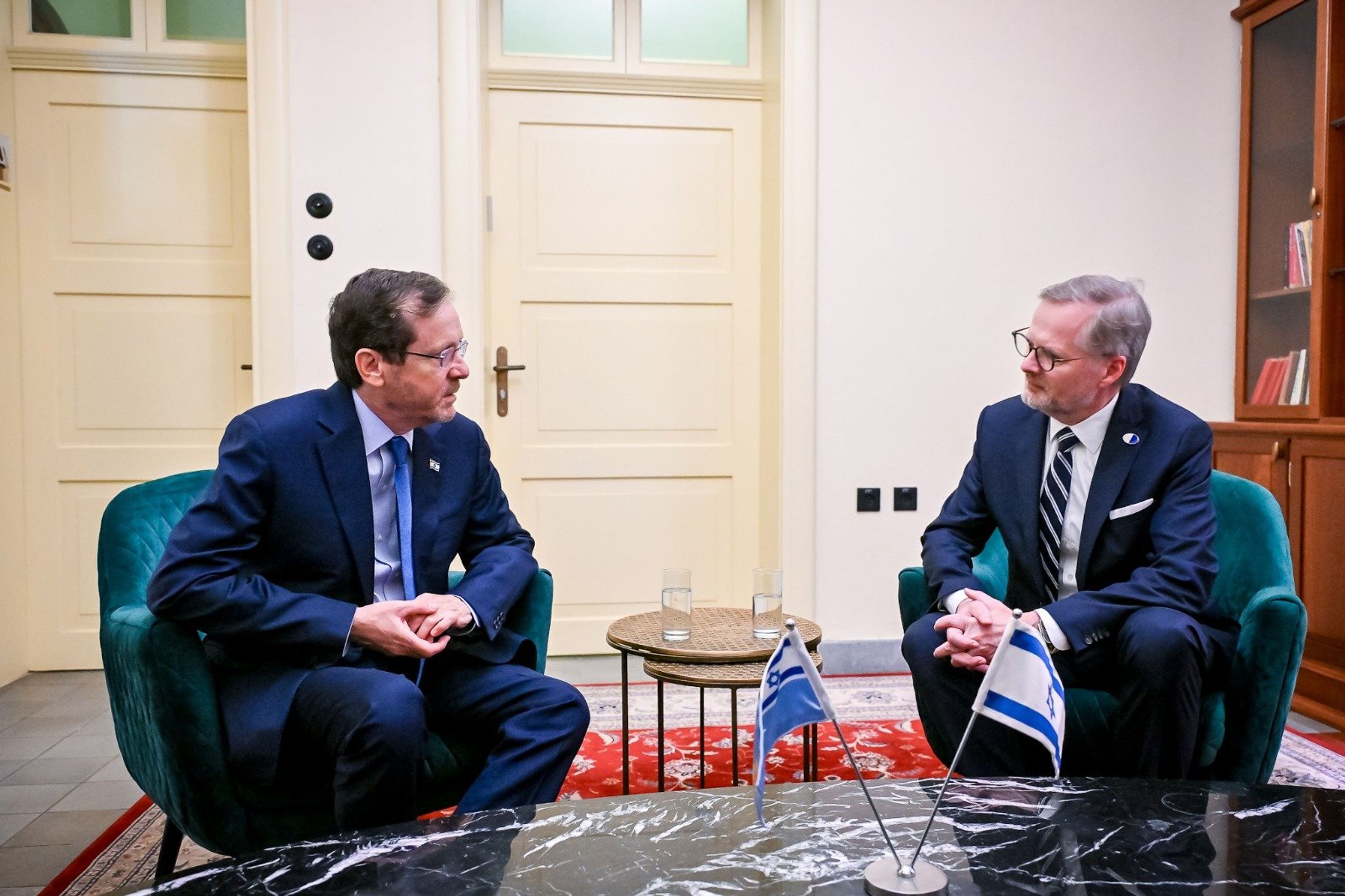Petr Fiala a prezident Izraele Jicchak Herzog - Petr Fiala v Izraeli (4/8)