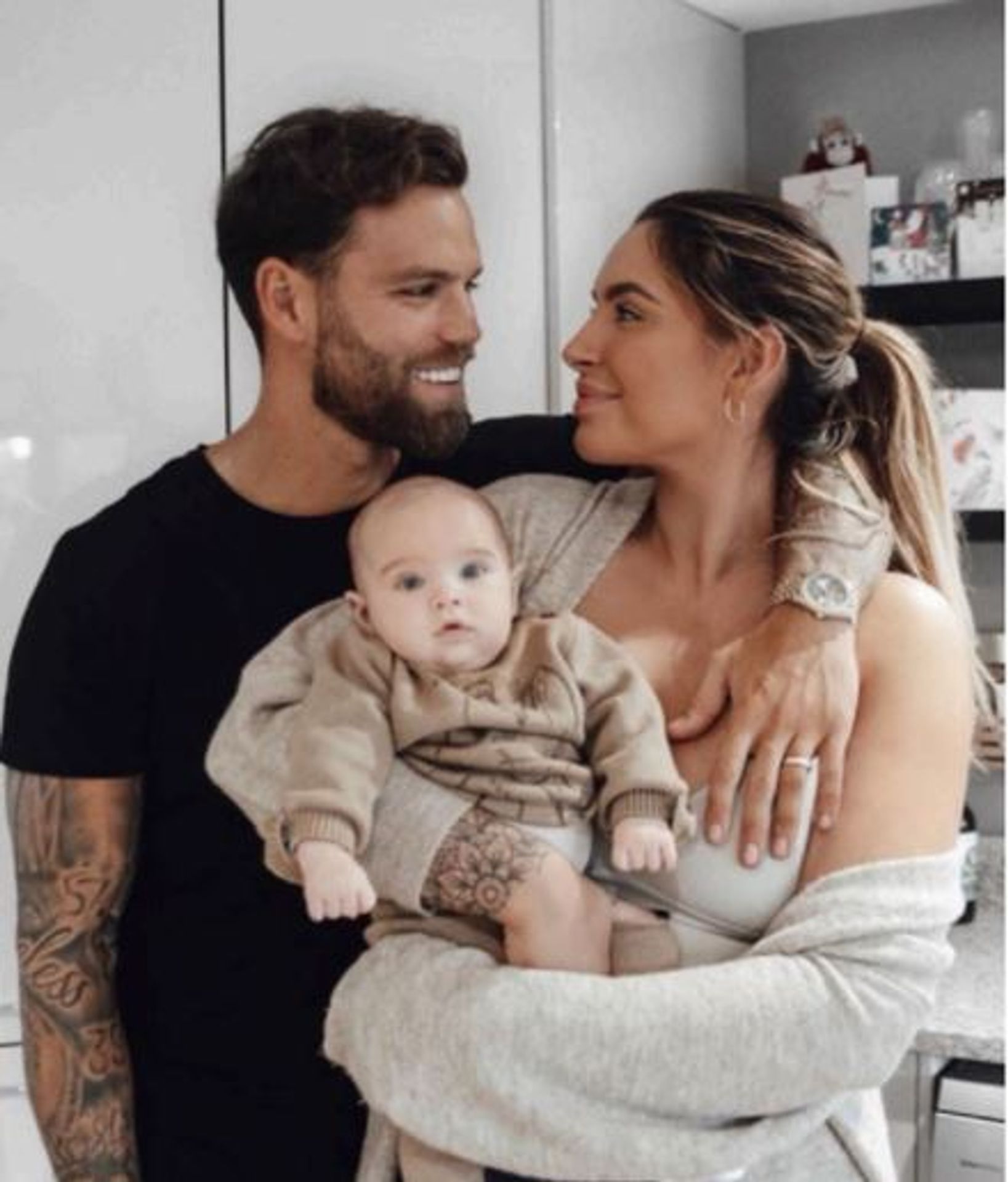 LOVE ISLAND (páry) - Jess & Dom - GALERIE: LOVE ISLAND (páry) (5/9)
