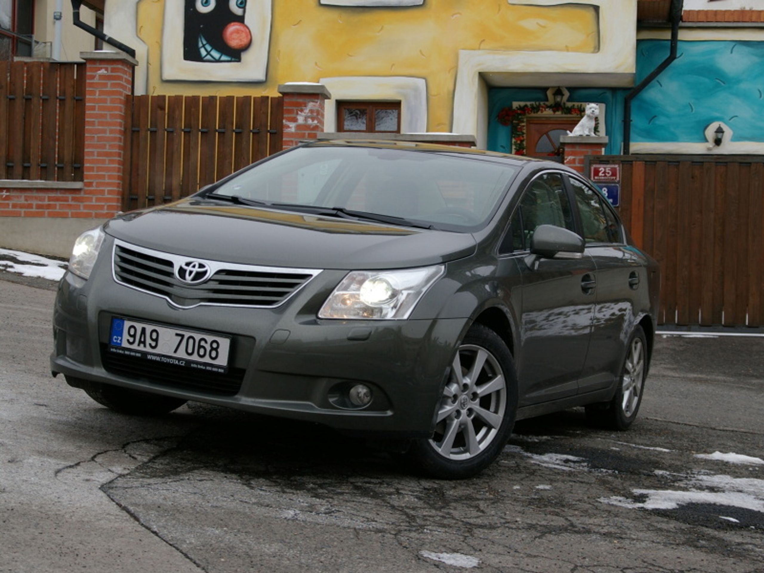 Toyota Avensis - GALERIE Toyota Avensis (1/6)