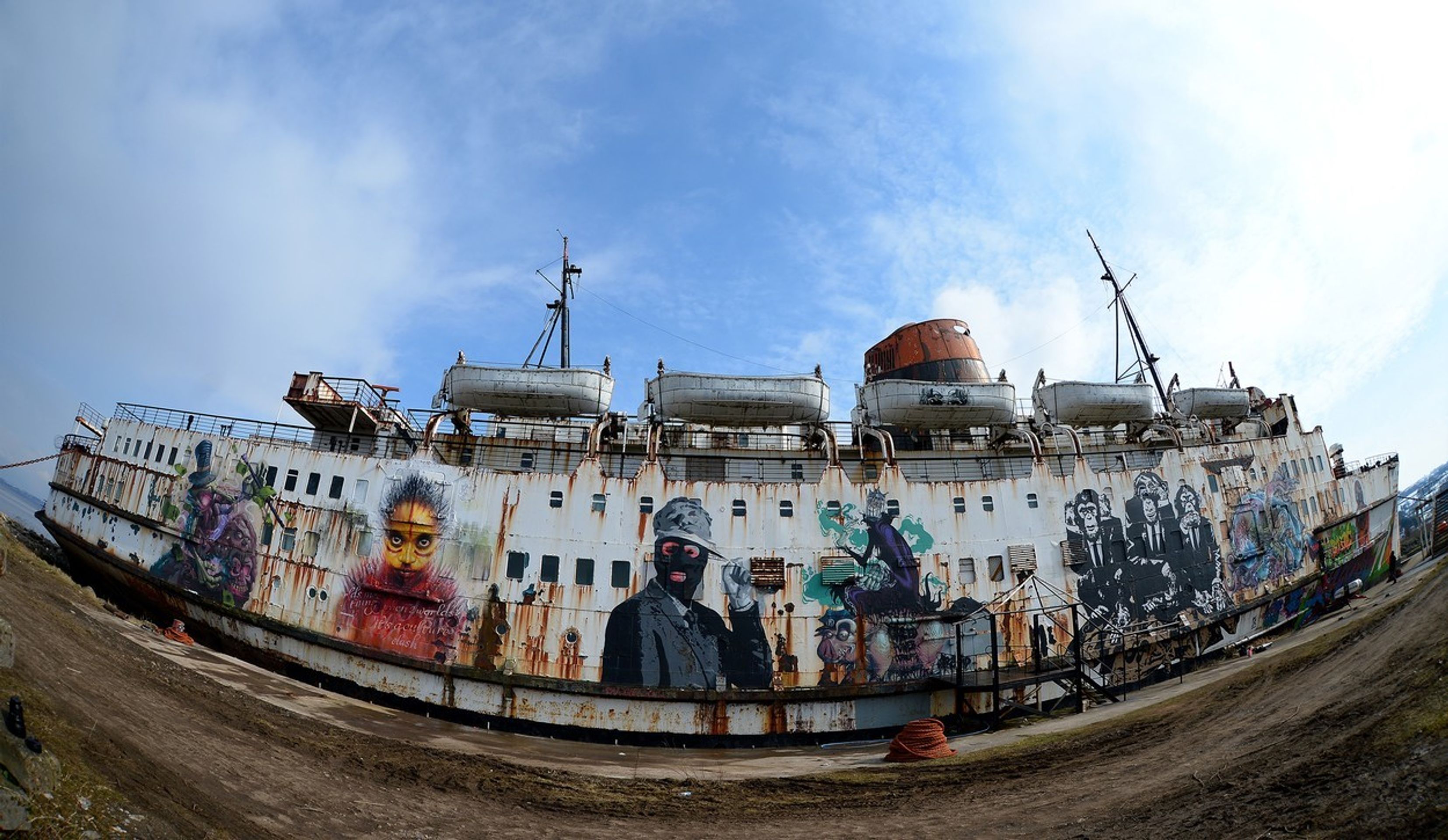 Loď Duke of Lancaster - 2 - GALERIE: Arkádové automaty v lodi Duke of Lancaster (2/12)