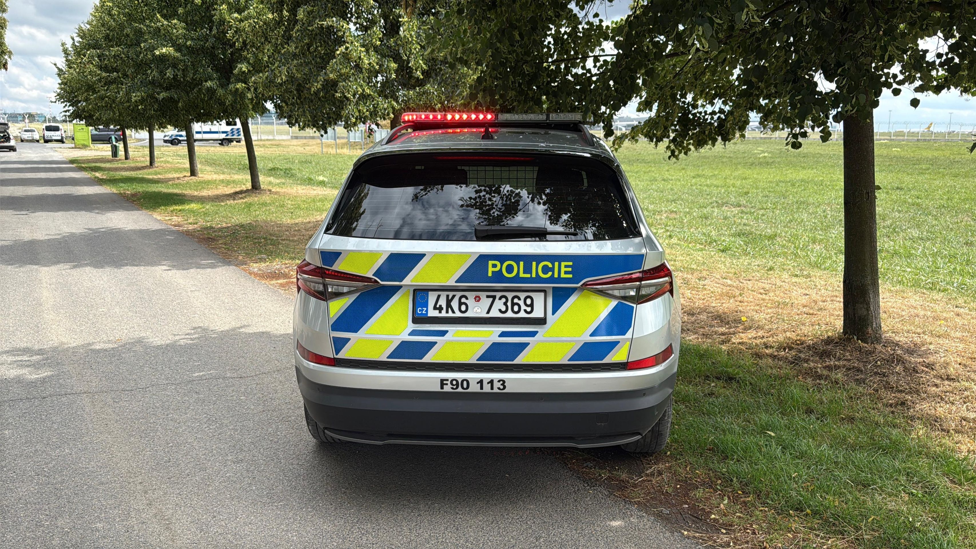 Policejní akce v okolí pražského letiště - Policejní akce v okolí pražského letiště (11/17)